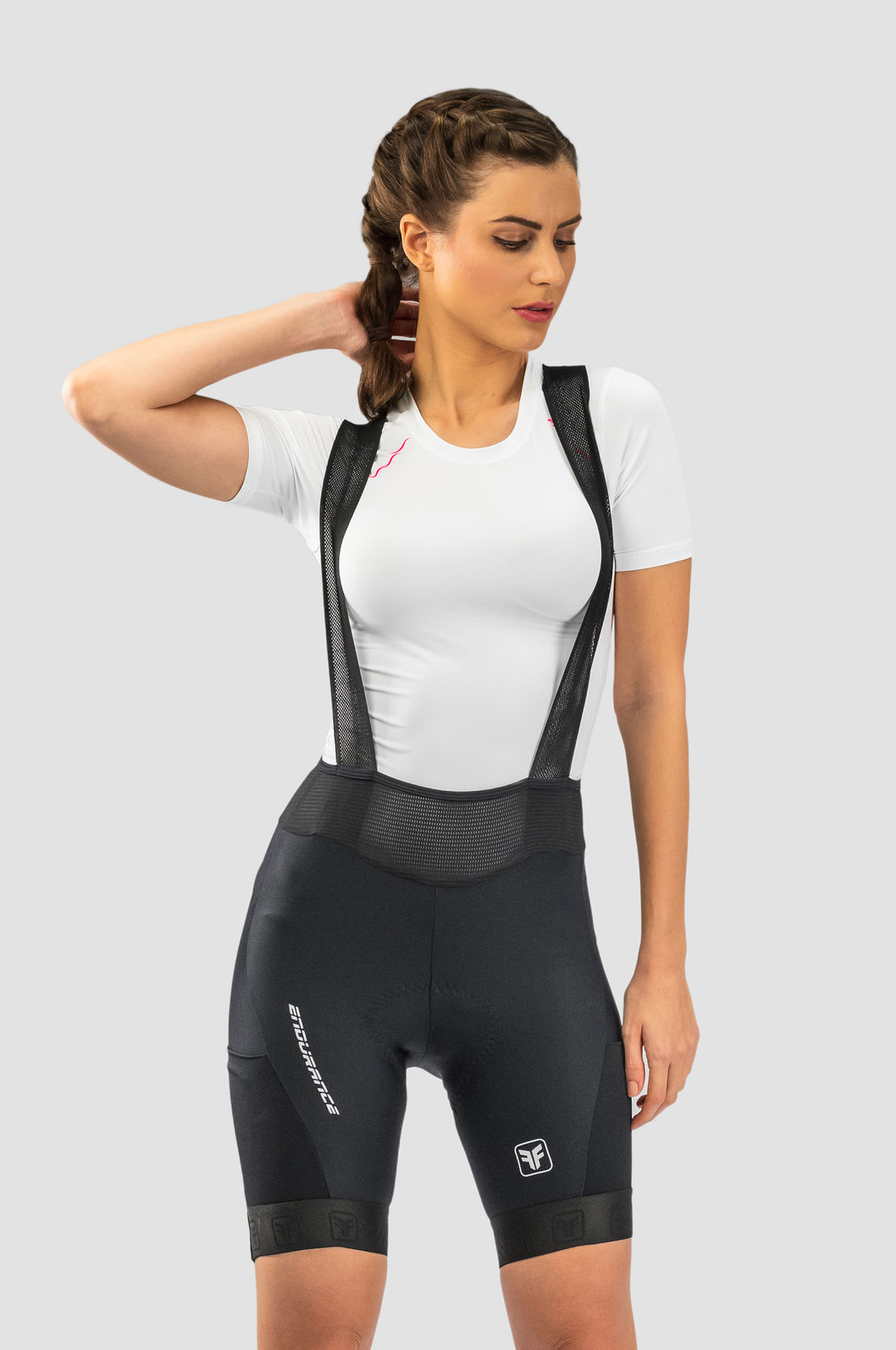 O Bretelle Feminino Endurance foi desenvolvido para suportar longas horas de atividade com conforto, performance e capacidade de carga. Forro com exclusiva tecnologia Invert Air GEL proporciona até 10h de pedal confor... 