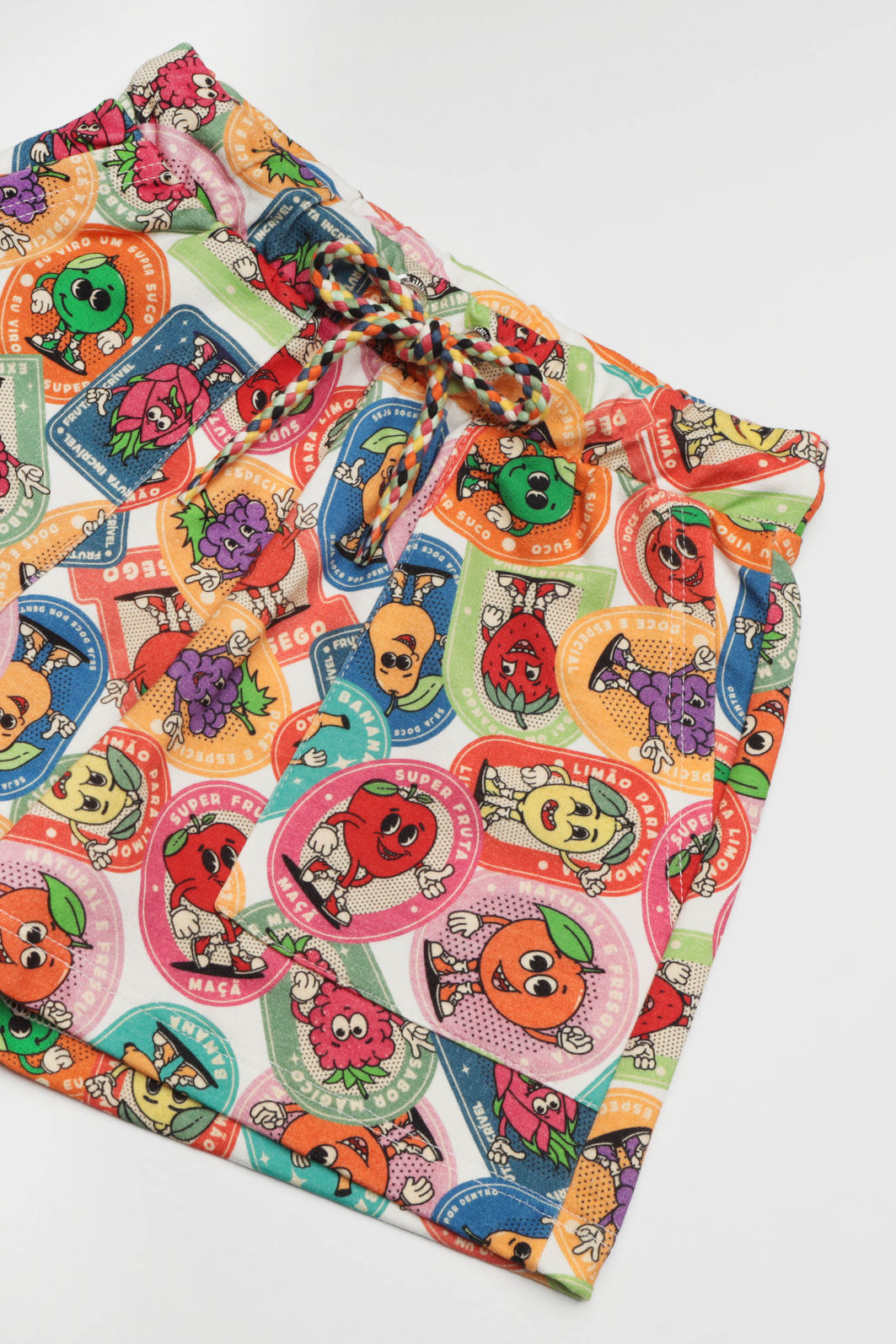 SHORTS UNISSEX RETRÔZINHA