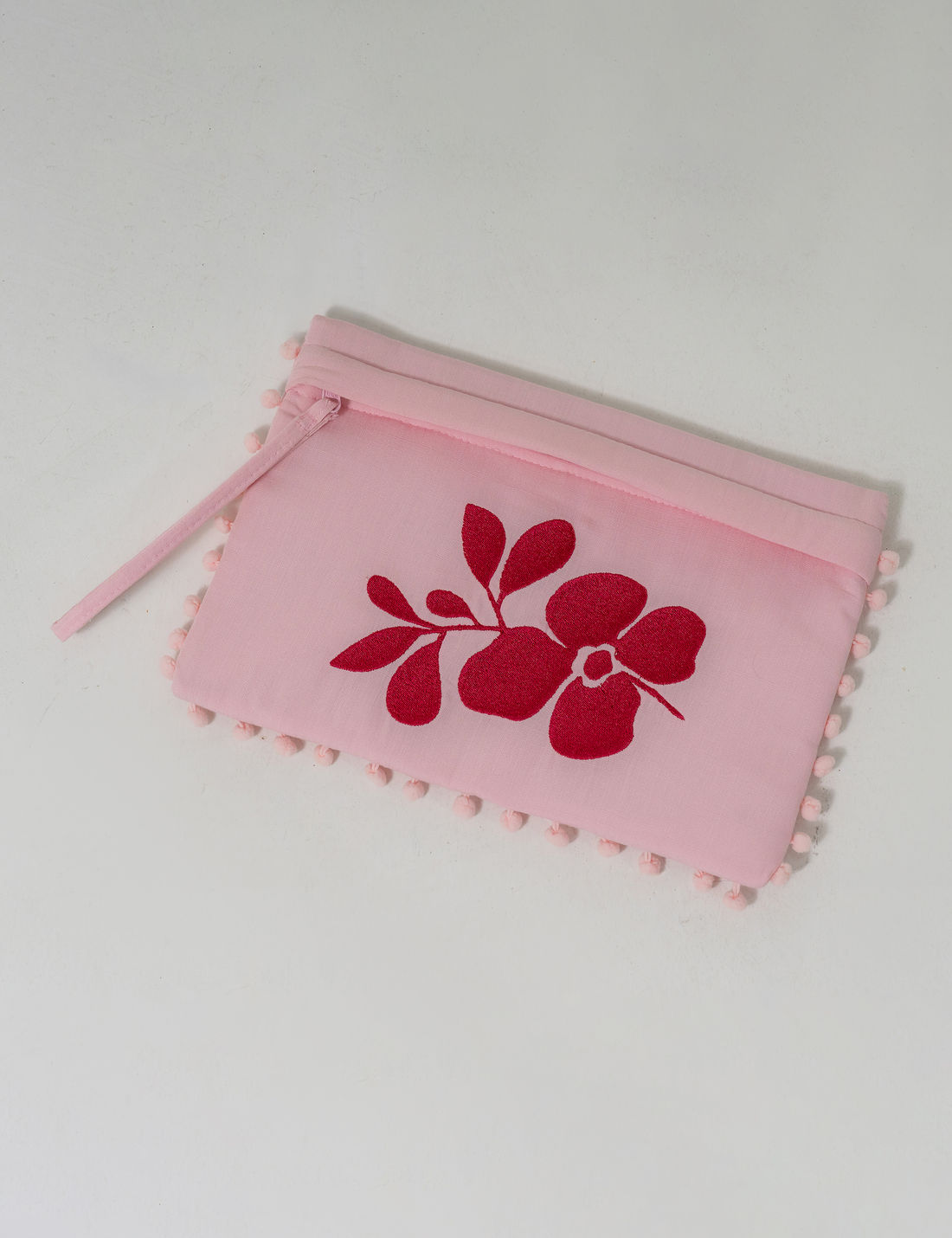 Kit Canga Estampada + Necessaire - Unique Chic Kit Canga Estampada + Necessaire - Unique Chic