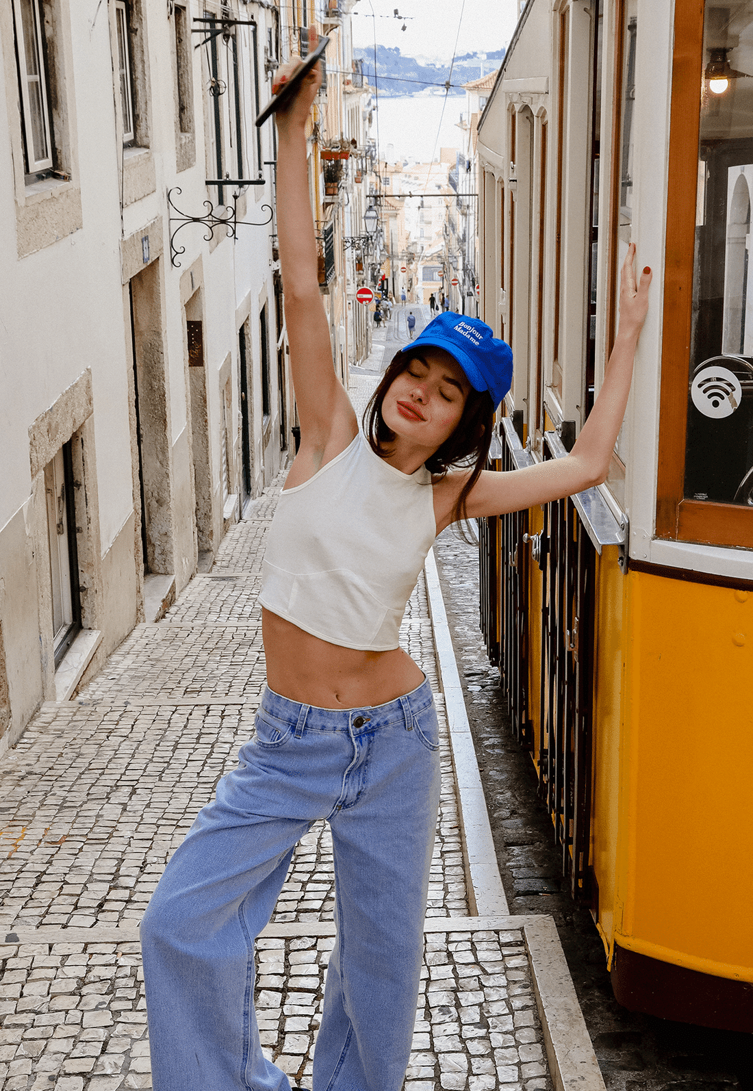 boné bonjour mundo lolita boné bonjour mundo lolita