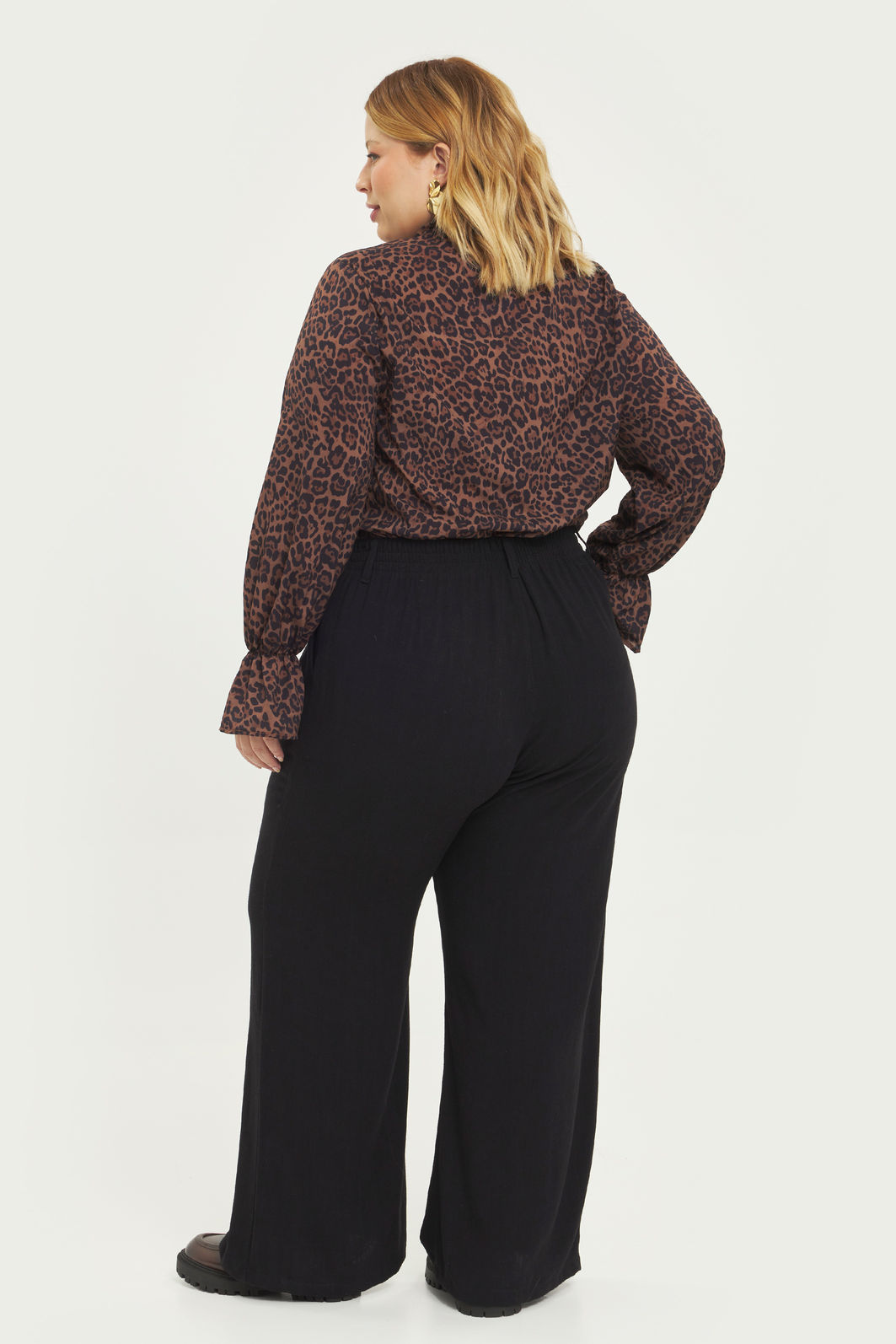 Calça Alfaiataria Linho Donatella Preto Calça Alfaiataria Linho Donatella Preto