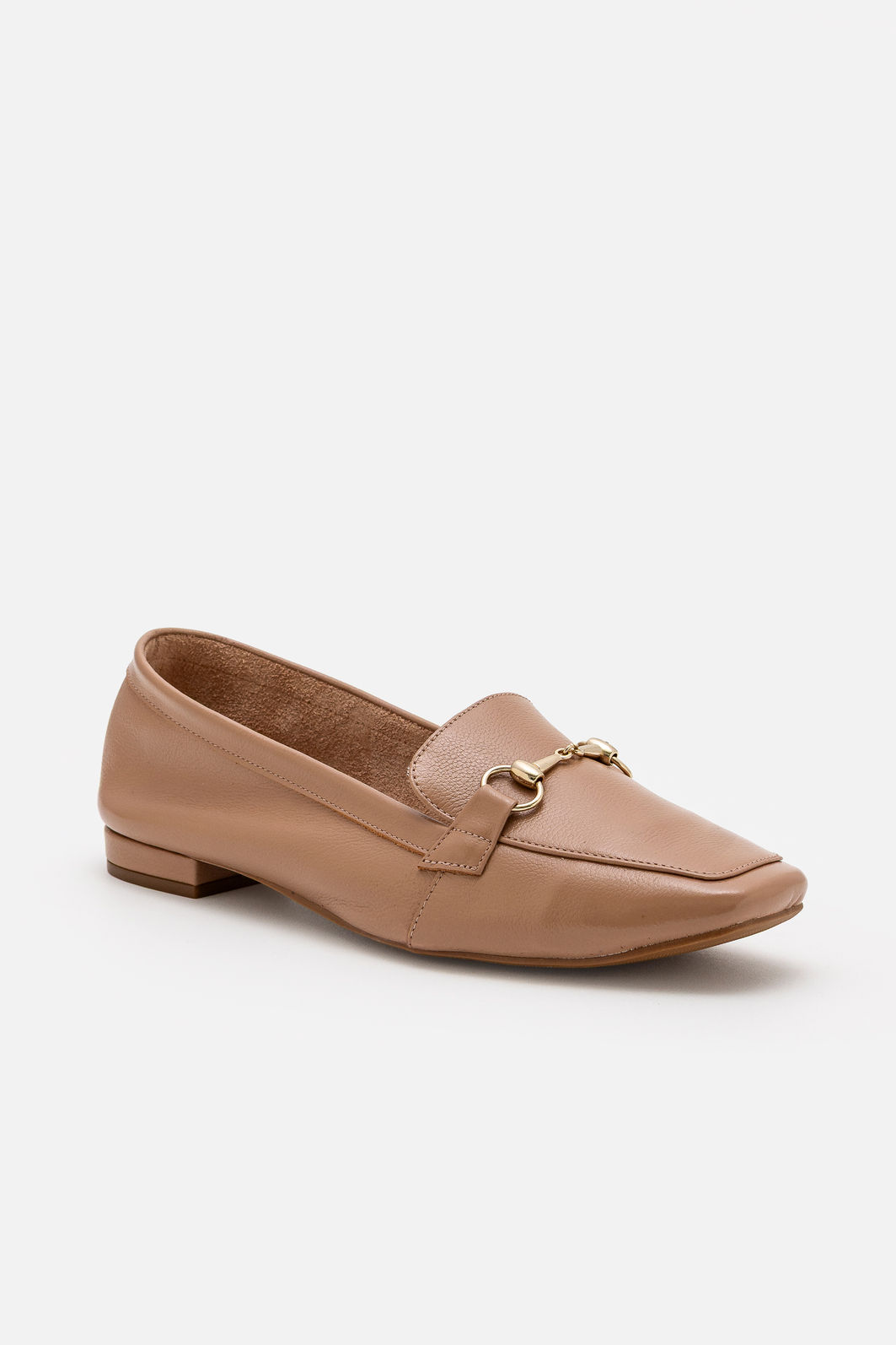 Mocassim Tradicional em Couro Bege Mocassim Tradicional em Couro Bege