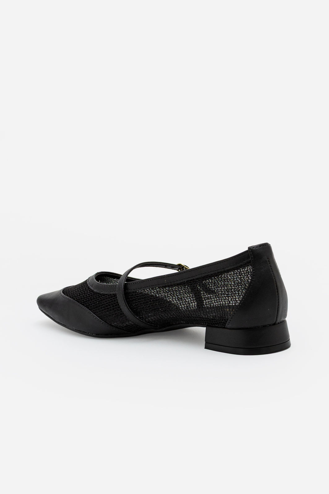 Scarpin em Tela com Bico Quadrado Preto Scarpin em Tela com Bico Quadrado Preto