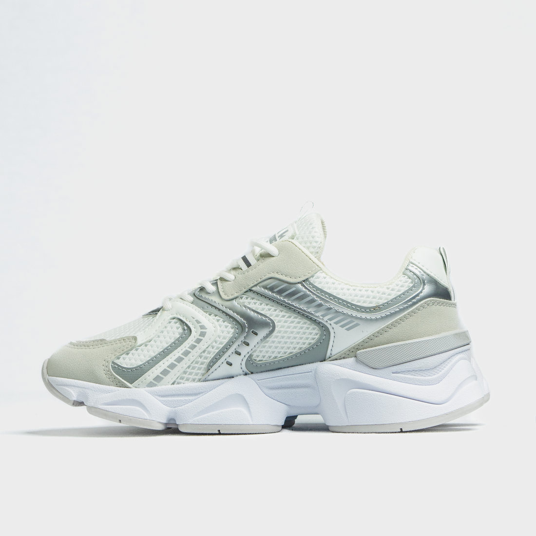 Tênis Chunky Ramarim Recortes Tela Detalhe Metalizado Solado Tratorado Branco