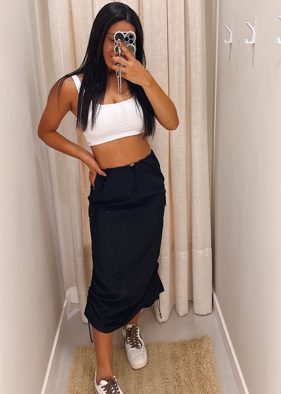 Saia Midi Paraquedas Preta Saia Midi Paraquedas Preta