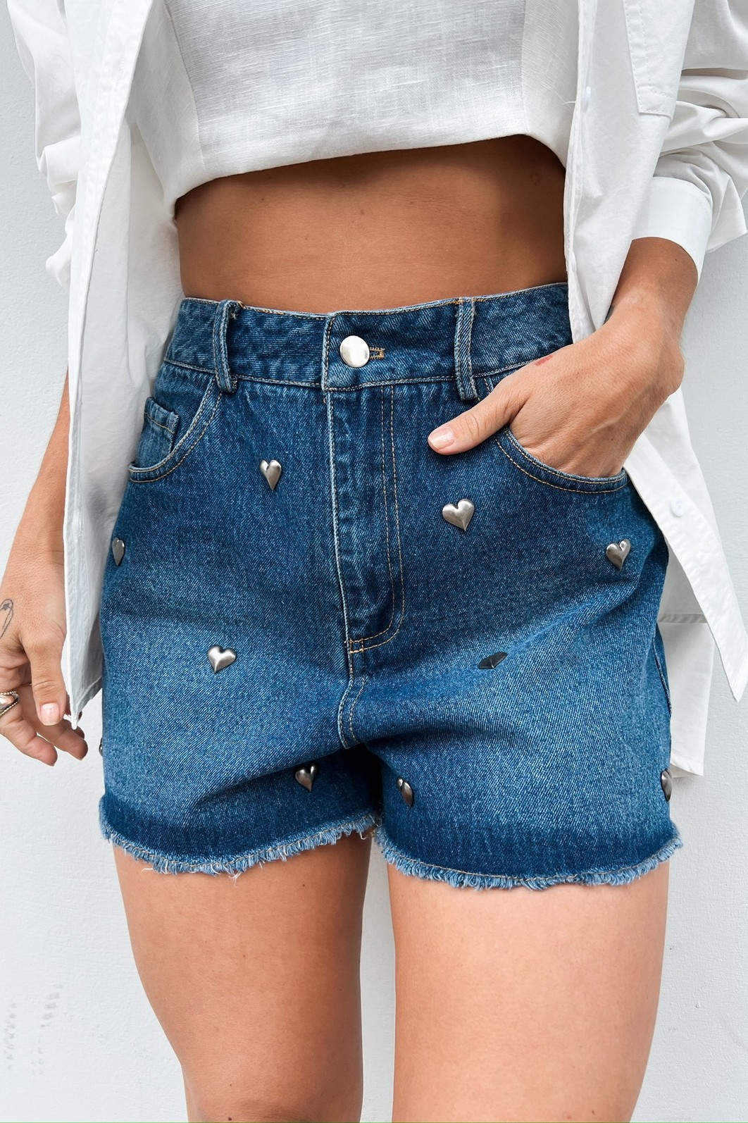 Shorts Jeans Denim Heart Corações Metal Detalhe Frontal - Minimoni