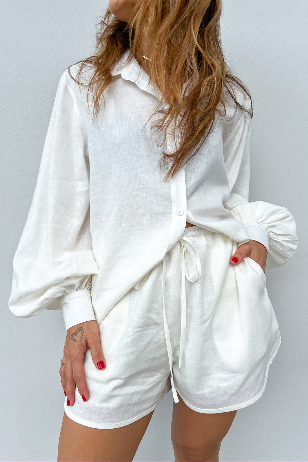 Camisa de Linho Branca Isabel - Mini Moni Camisa de Linho Branca Isabel - Mini Moni