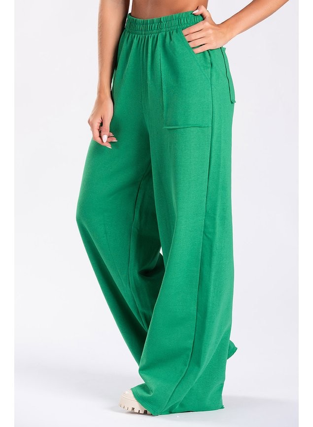 Calça Wide Leg Moletom Peluciada Verde Bandeira Calça Wide Leg Moletom Peluciada Verde Bandeira