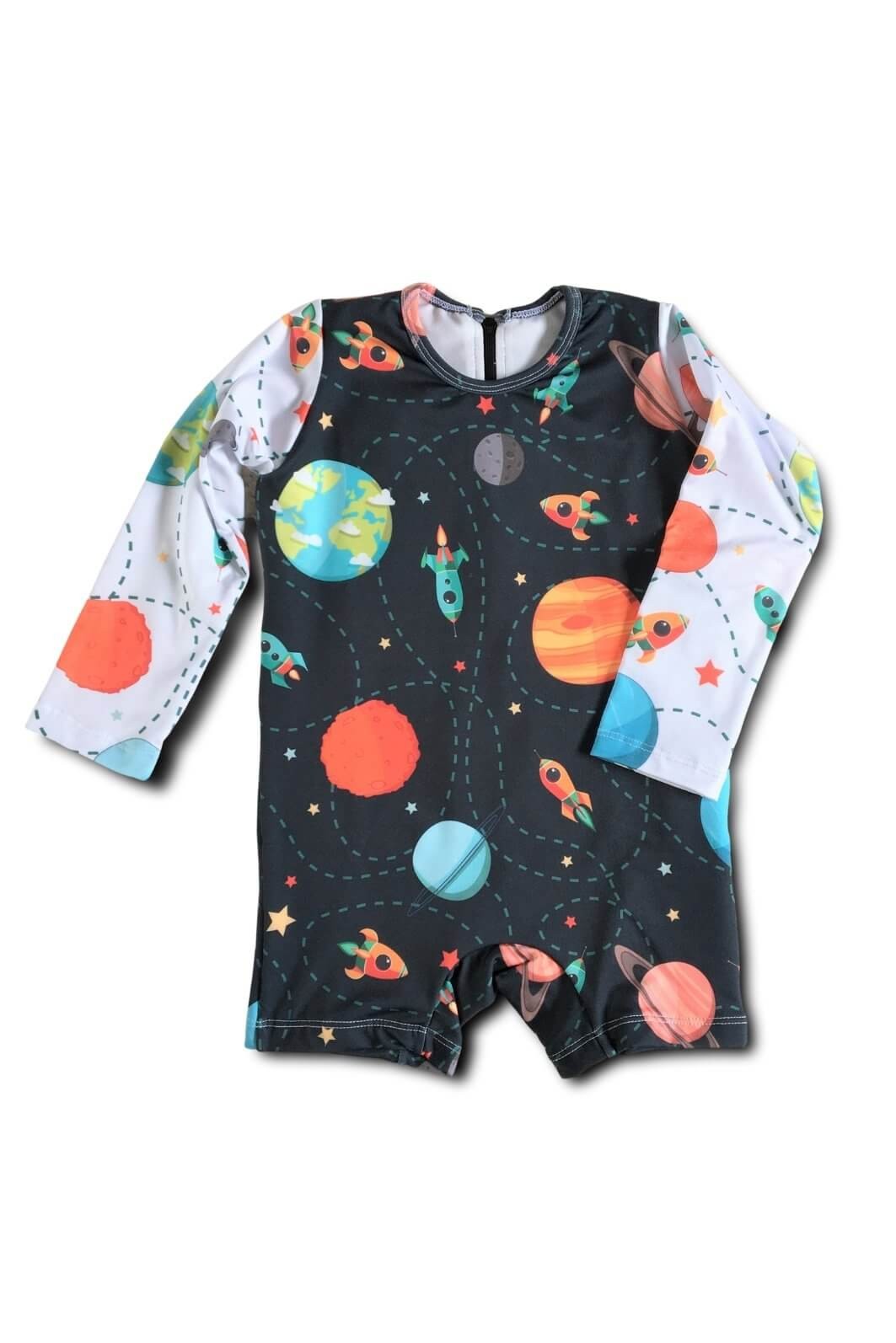 Macacão Praia Bebê Proteção Solar UV 50+ Manga Longa Preto Universo Macacão Praia Bebê Proteção Solar UV 50+ Manga Longa Preto Universo