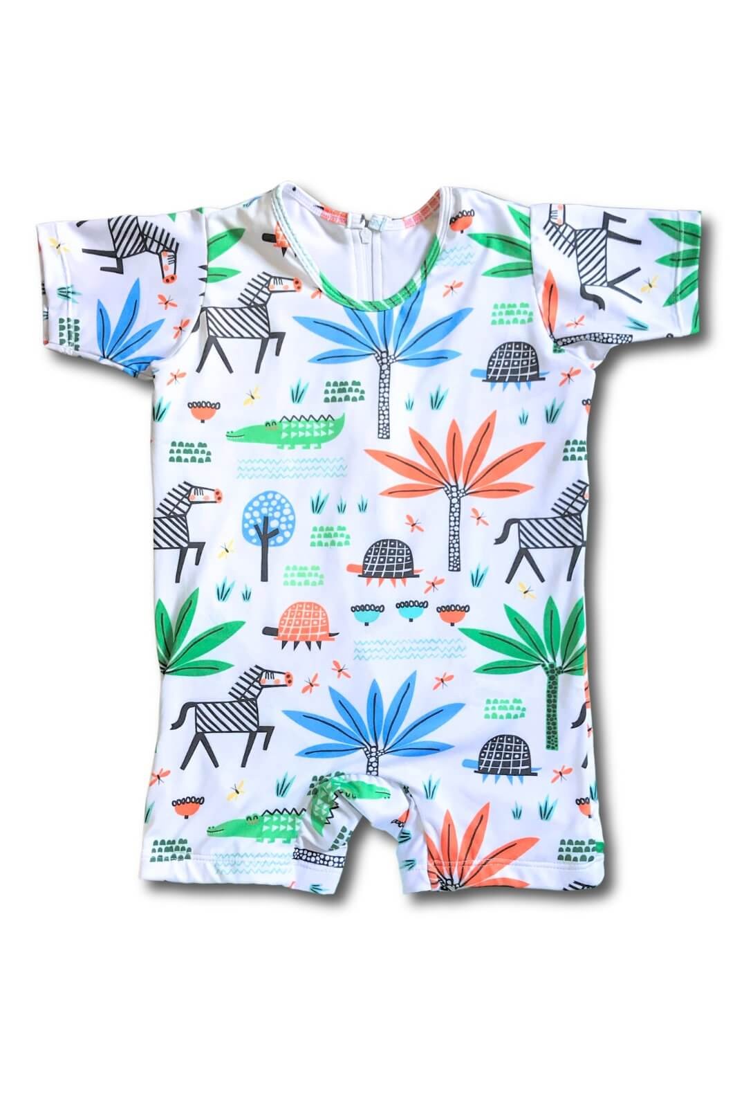 Macacão Praia Bebê Proteção Solar UV 50+ Manga Curta Branco Safari Macacão Praia Bebê Proteção Solar UV 50+ Manga Curta Branco Safari