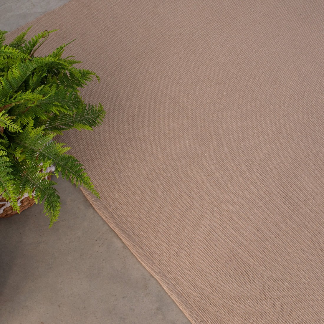 Tapete Artesanal Trama Basic Extra Grande para Sala Liso Areia Tapete Artesanal Trama Basic Extra Grande para Sala Liso Areia