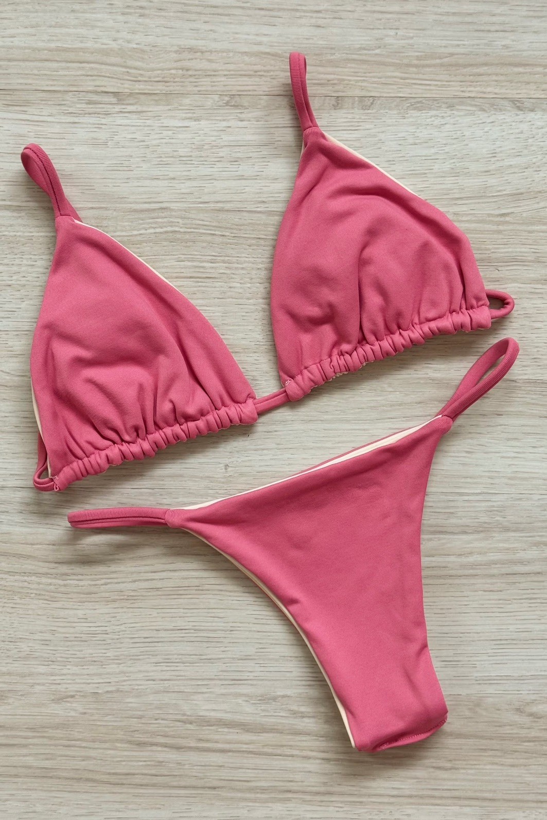 CONJUNTO BIQUÍNI: LOLA E KIM OFF+BALLET CONJUNTO BIQUÍNI: LOLA E KIM OFF+BALLET