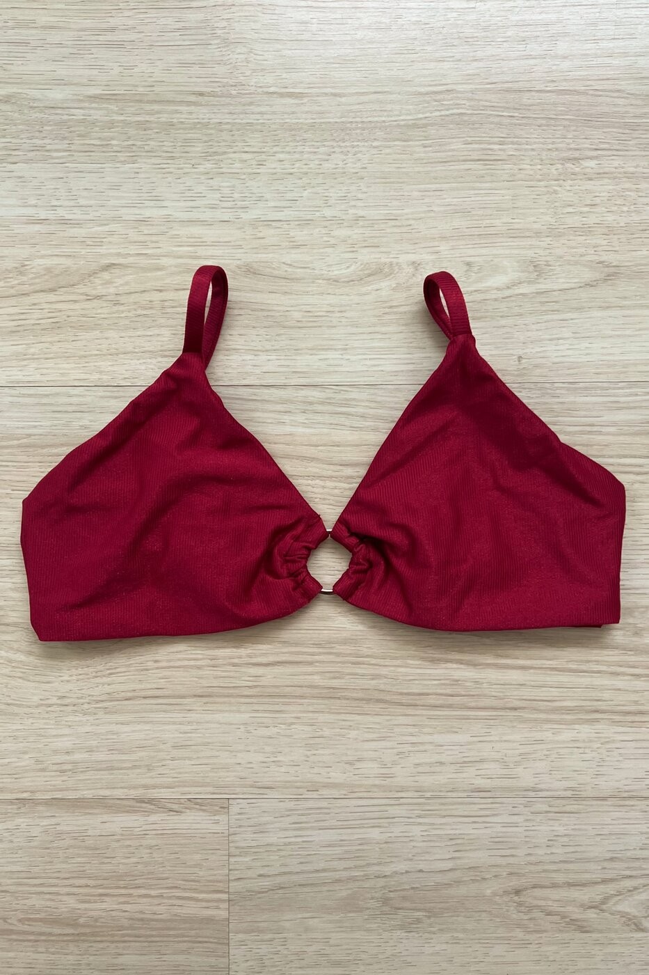 TOP MARI CANELADO CEREJA TOP MARI CANELADO CEREJA