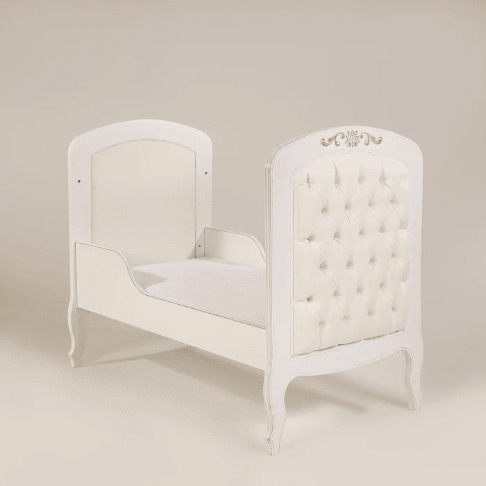 Berço Americano Entalhado Clássico Capitonê 2 em 1 Branco Provençal Berço Americano Entalhado Clássico Capitonê 2 em 1 Branco Provençal