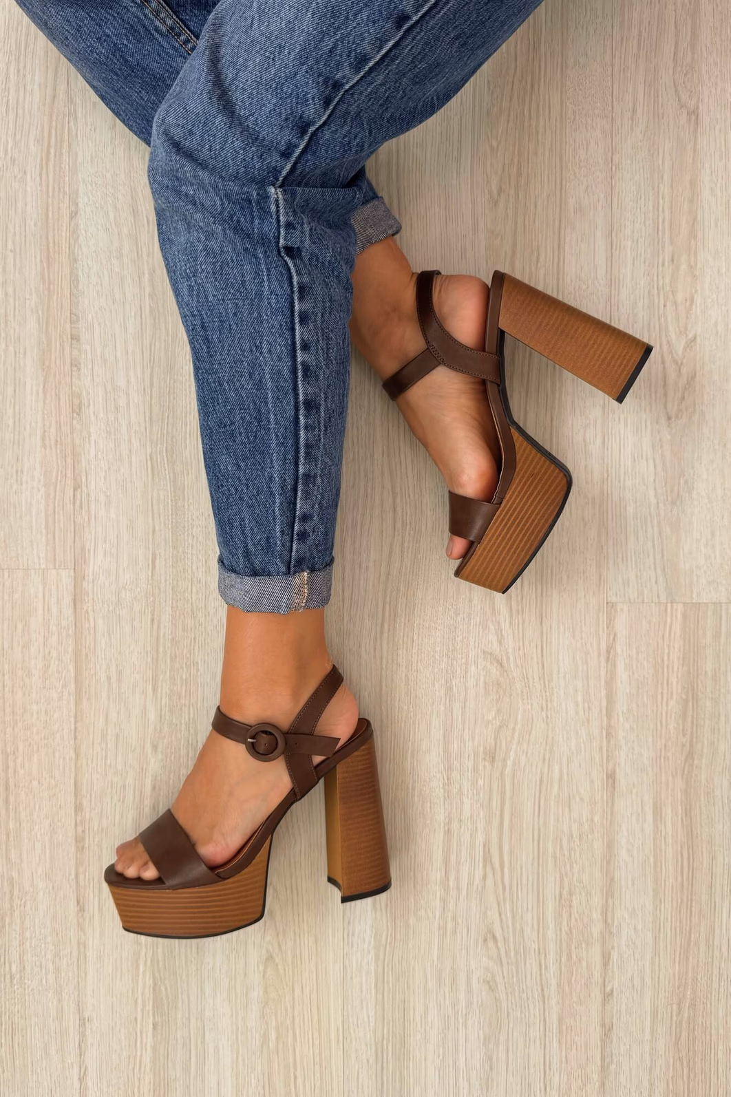 Sandália Cássia Café Sandália Cássia Café