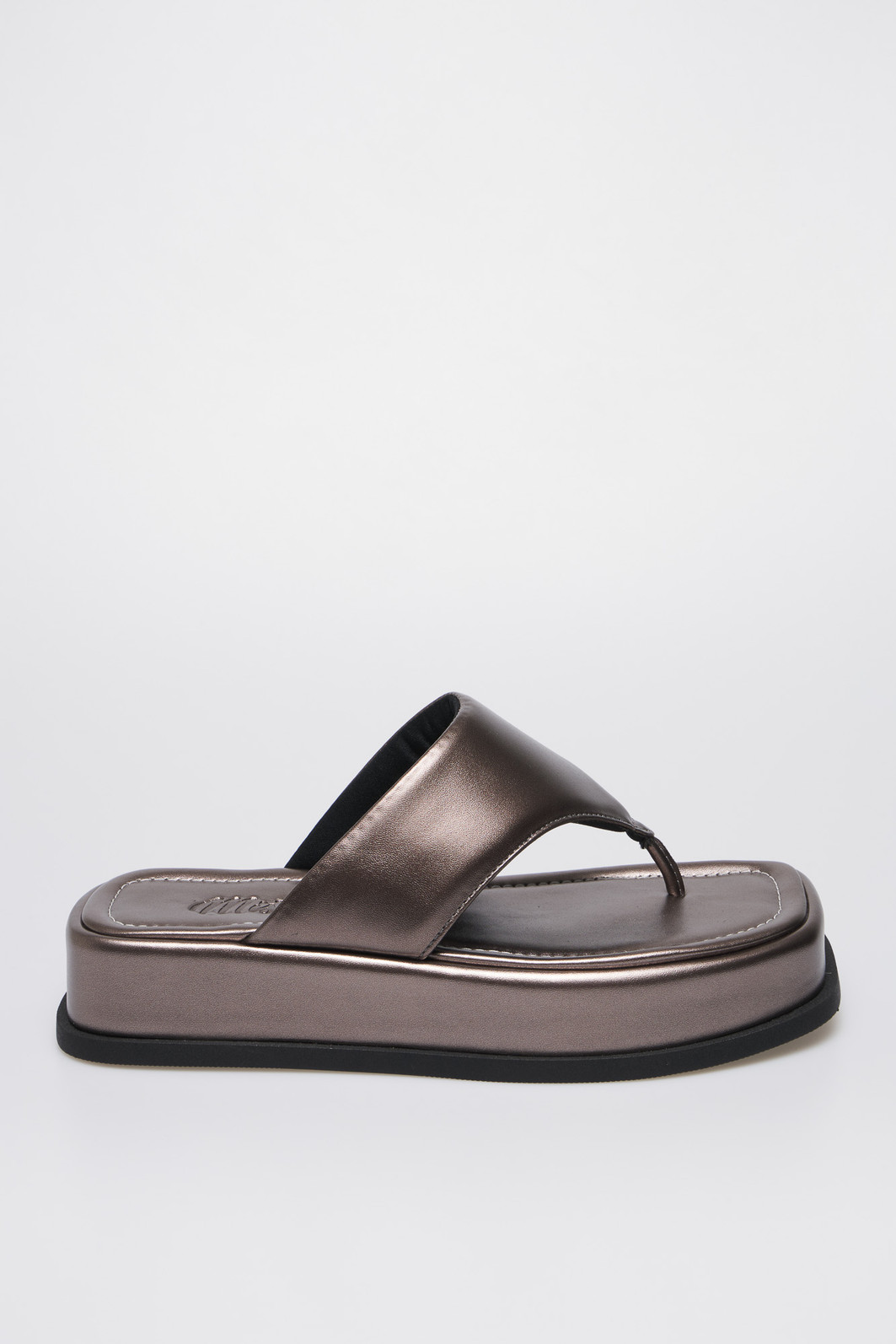 Flat Lívia Ônix Flat Lívia Ônix