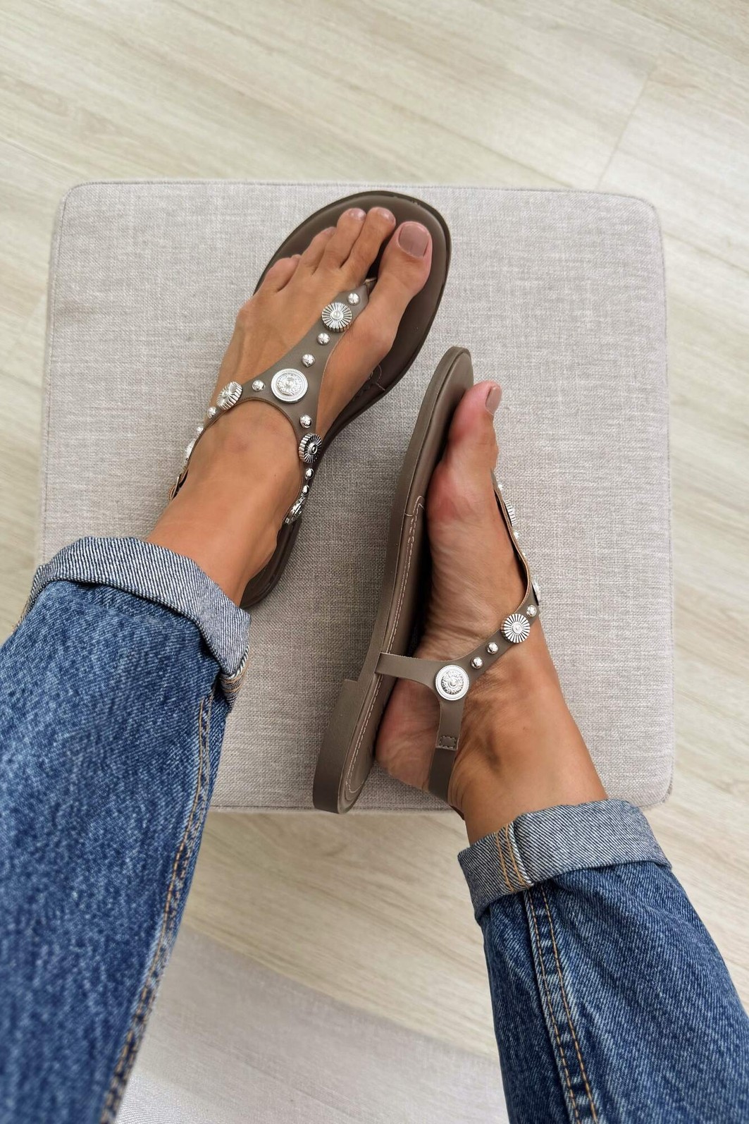 Sandália Maia Gray Sandália Maia Gray