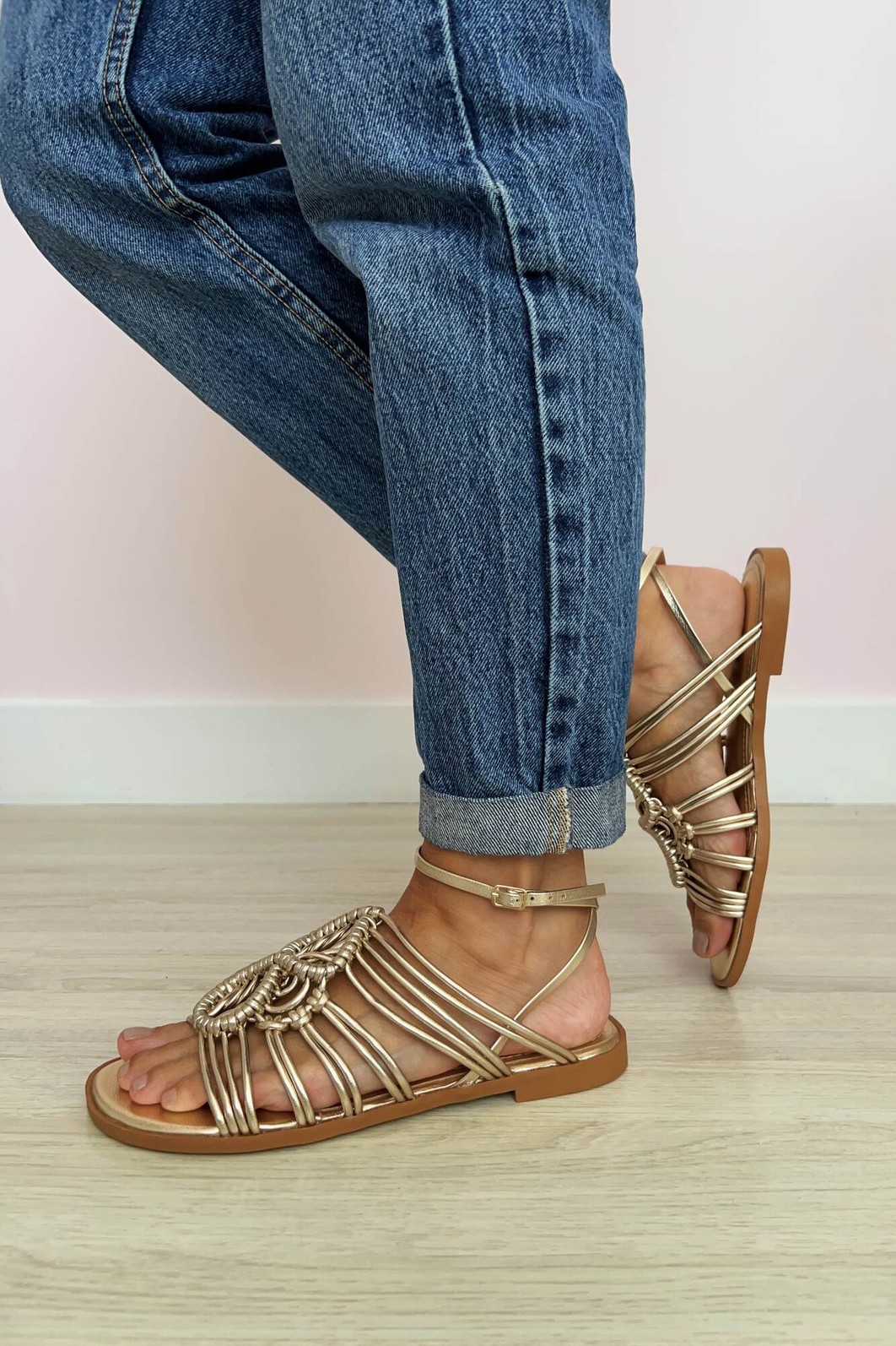 Sandália Liz Dourado Sandália Liz Dourado