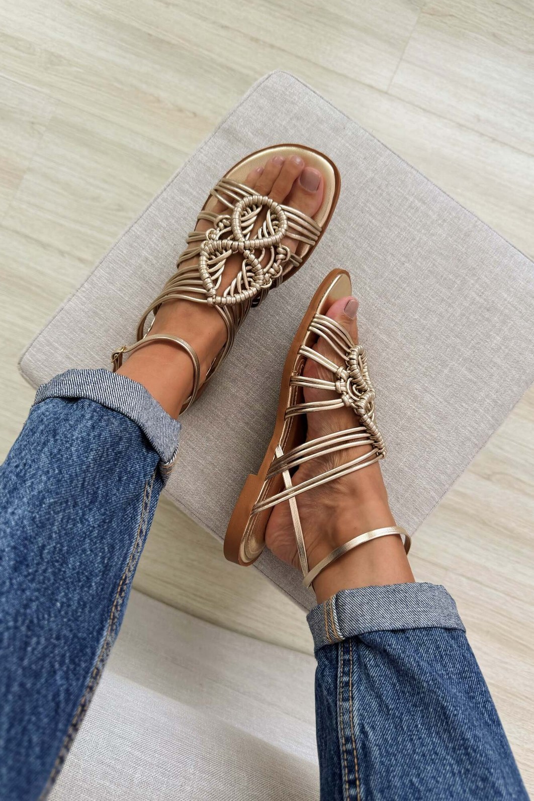 Sandália Liz Dourado Sandália Liz Dourado