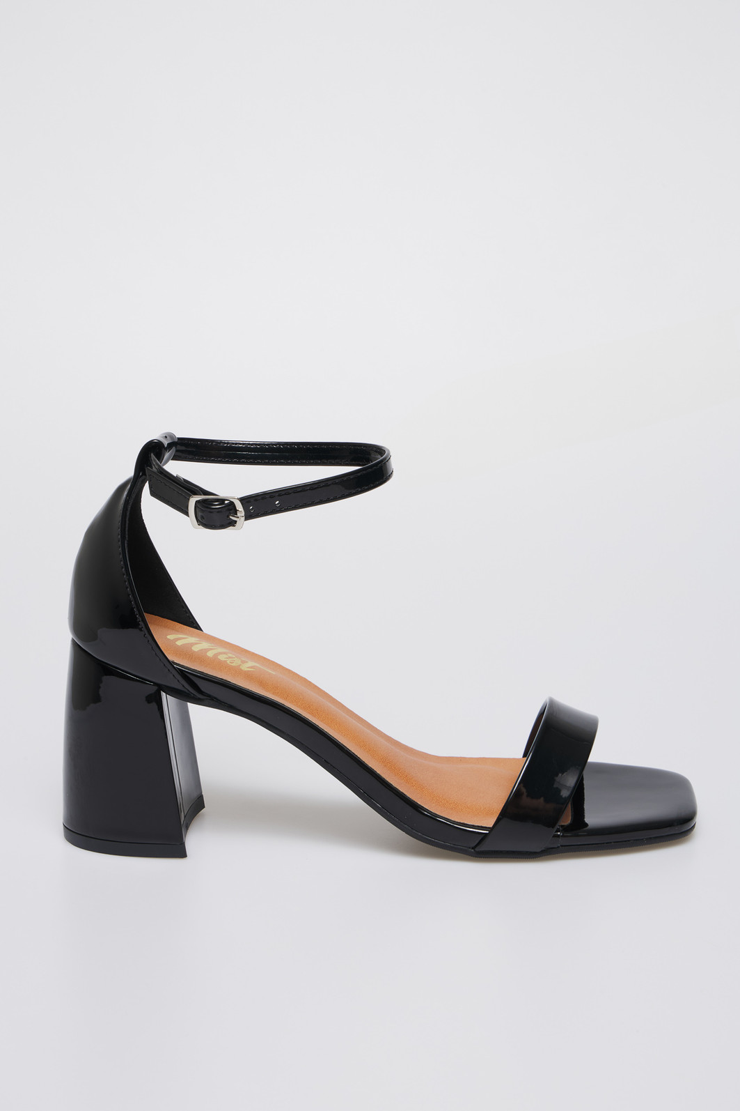 Sandália Mirela Preta Sandália Mirela Preta