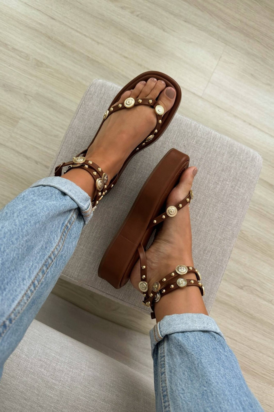 Sandália Brenda Camel Sandália Brenda Camel