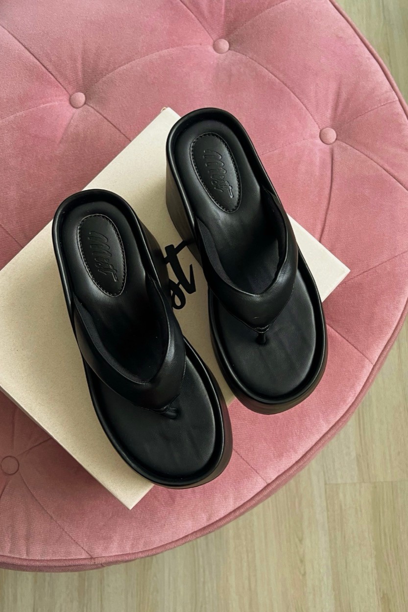 Flat Kauana Preto Flat Kauana Preto