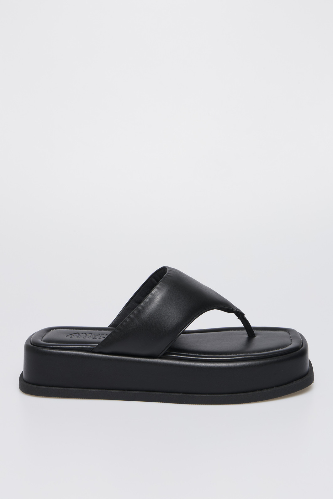 Flat Lívia Preto Flat Lívia Preto