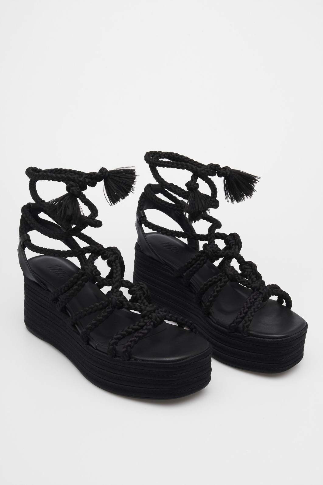 Sandália Pati Preto MIST – Plataforma Feminina em Corda com Amarração Sandália Pati Preto MIST – design boho-chic com plataforma estável