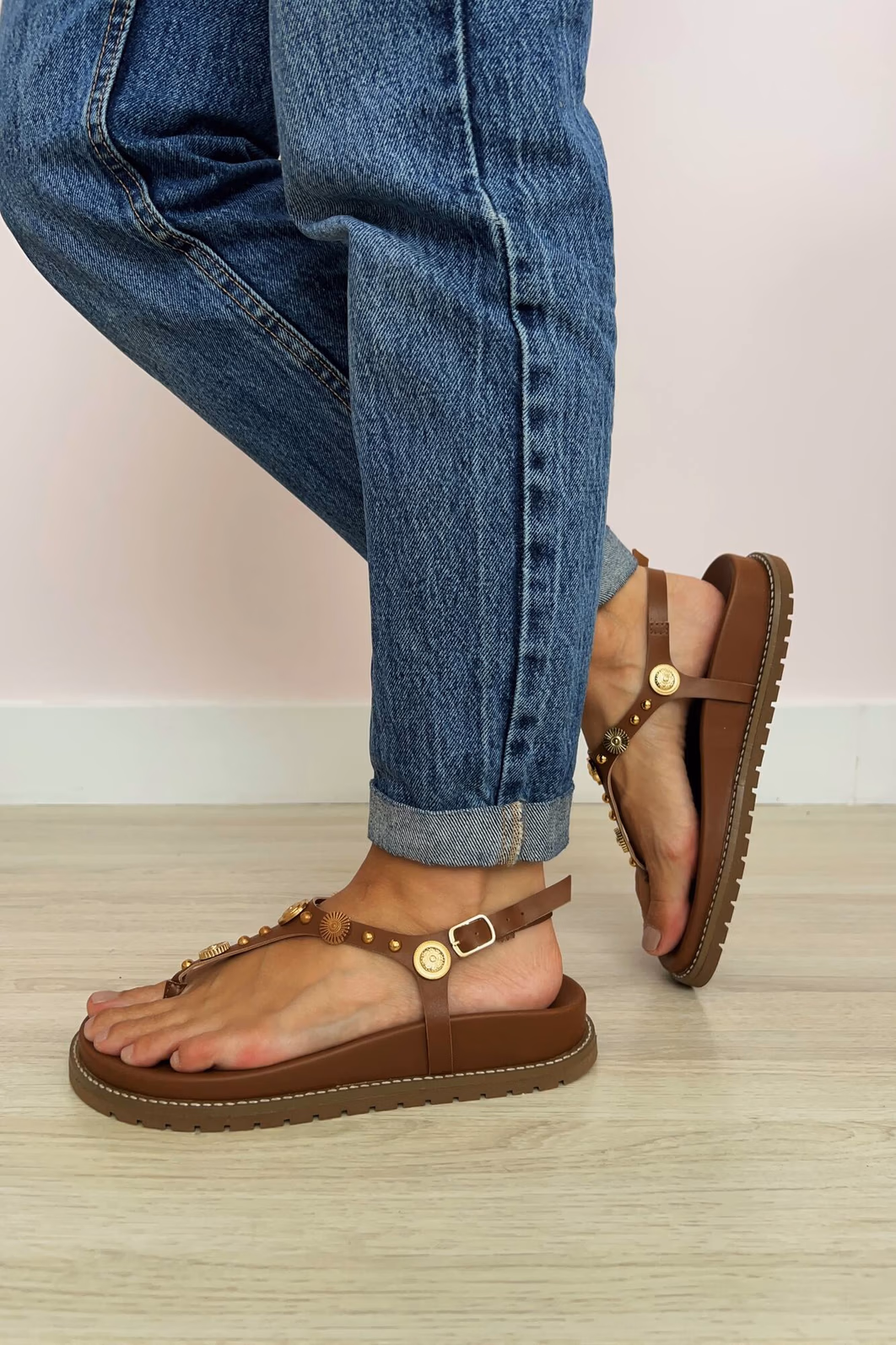 Sandália Eva Camel Sandália Eva Camel