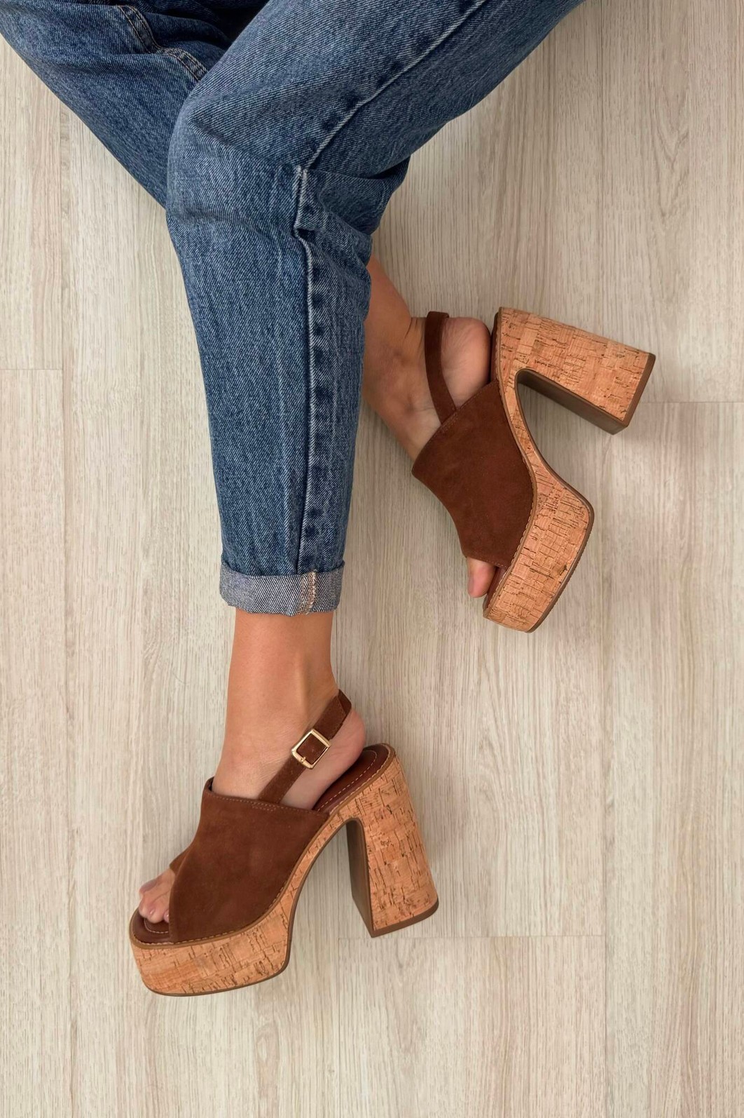 Sandália Tânia Caramelo Sandália Tânia Caramelo