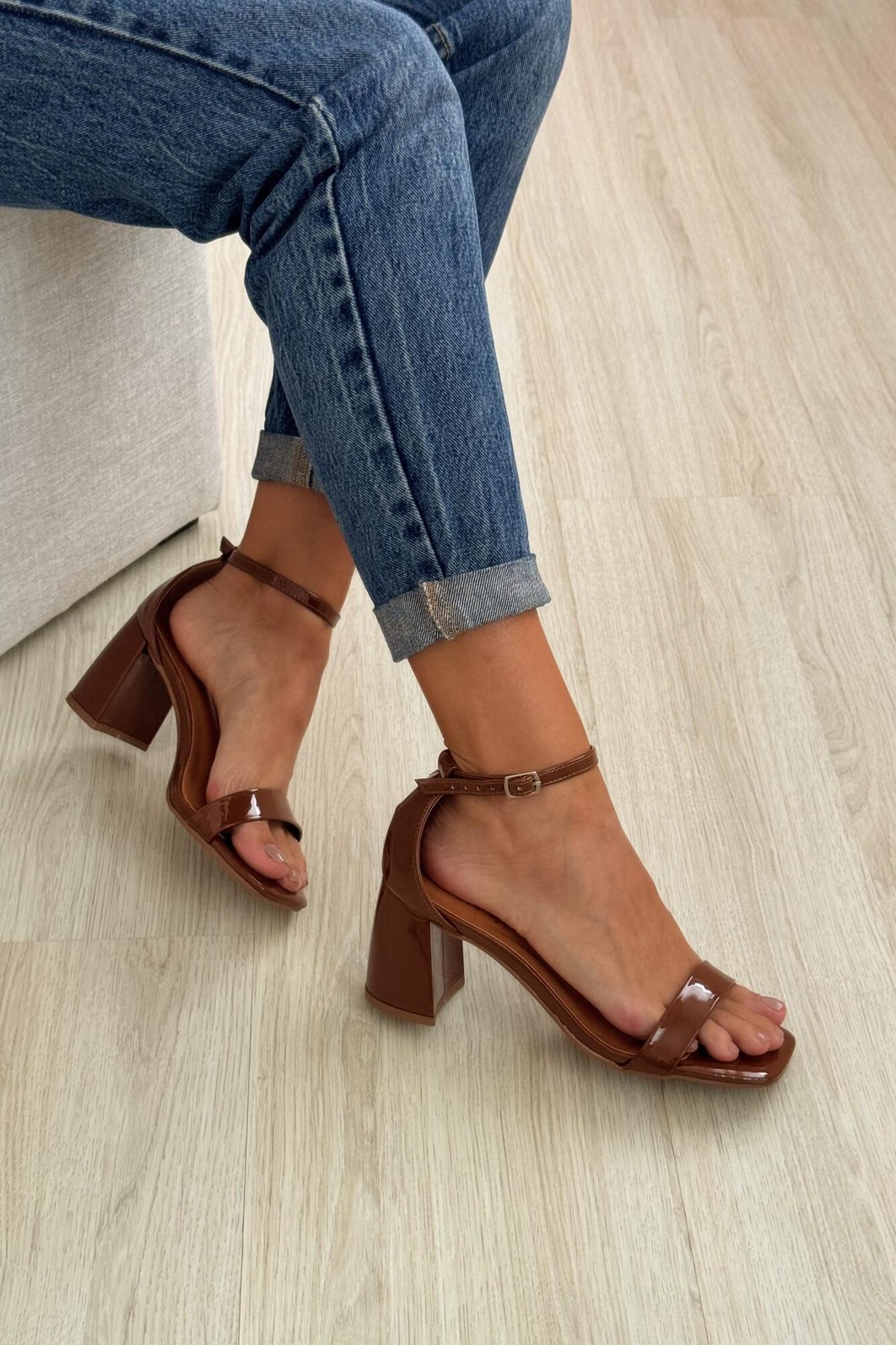 Sandália Mirela Café Sandália Mirela Café