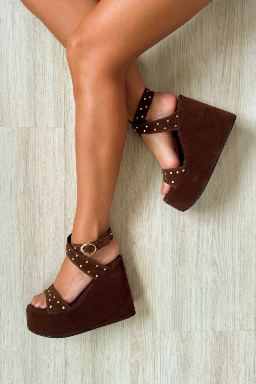 Sandália Amalfi Marrom Plataforma Anabela Sandália Amalfi Marrom Plataforma Anabela