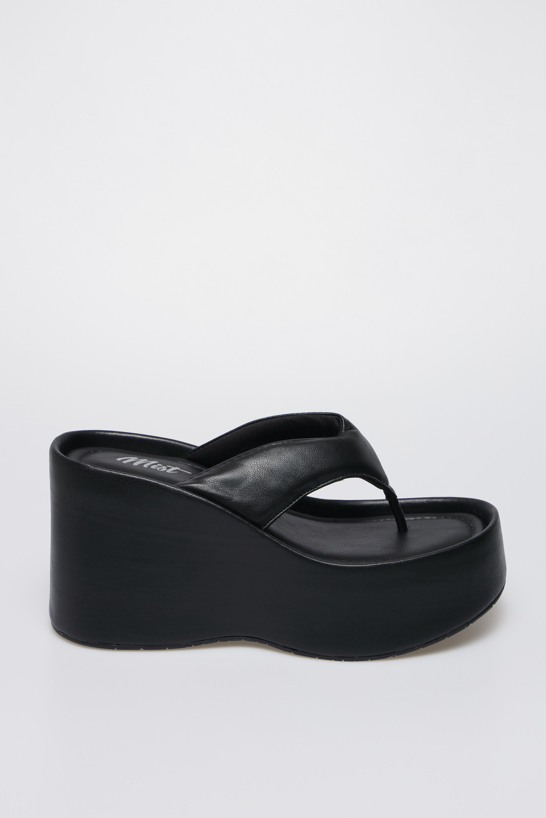 Flat Kauana Preto Flat Kauana Preto