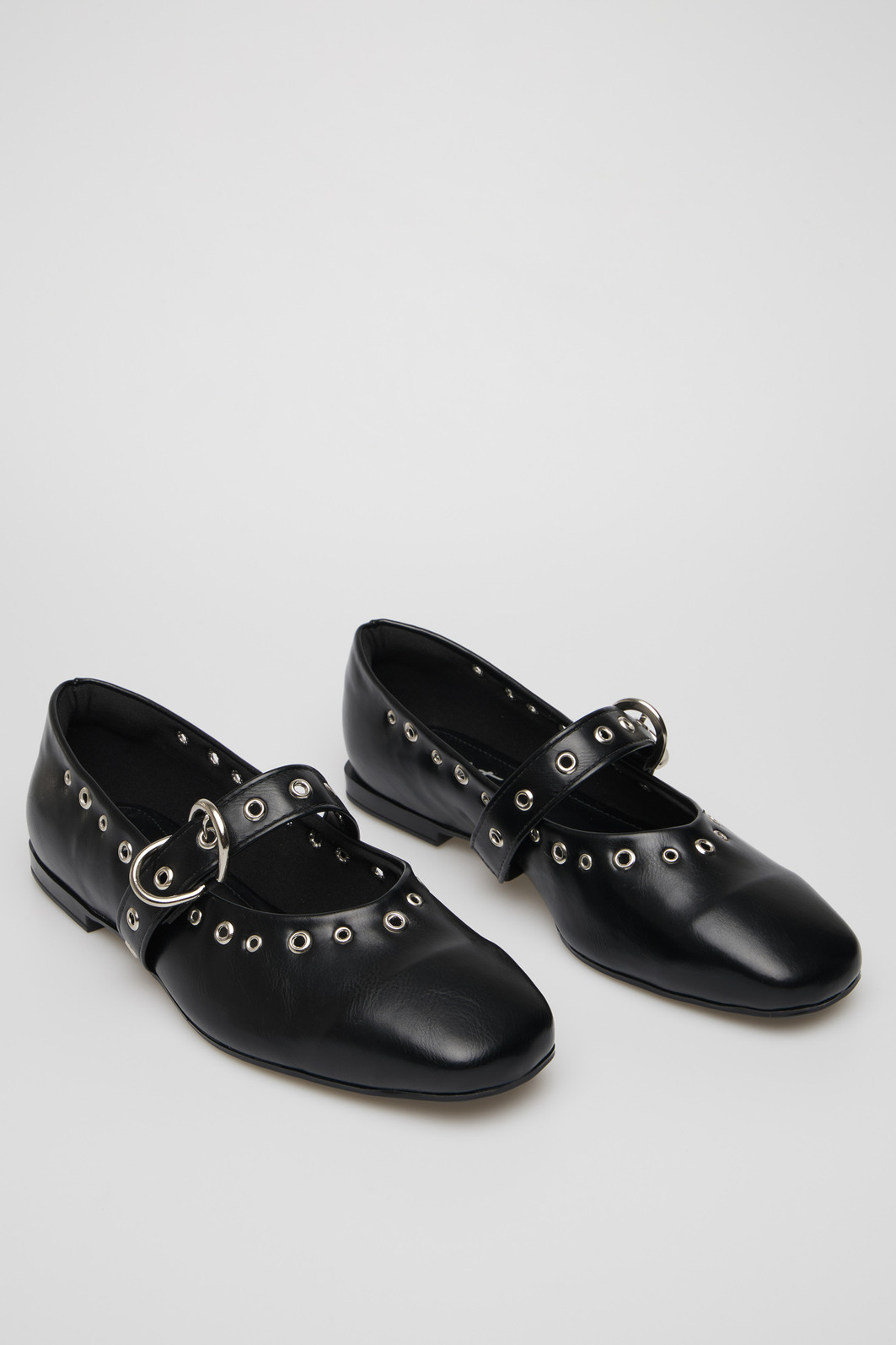 Sapatilha Vitória Preto