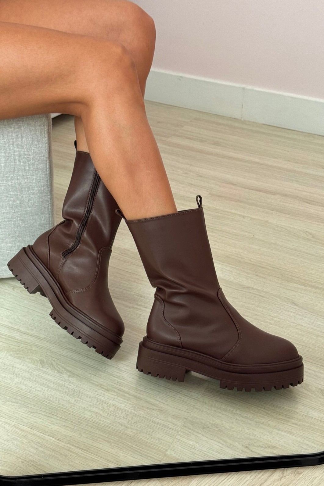 Bota Lilian Marrom Bota Lilian Marrom