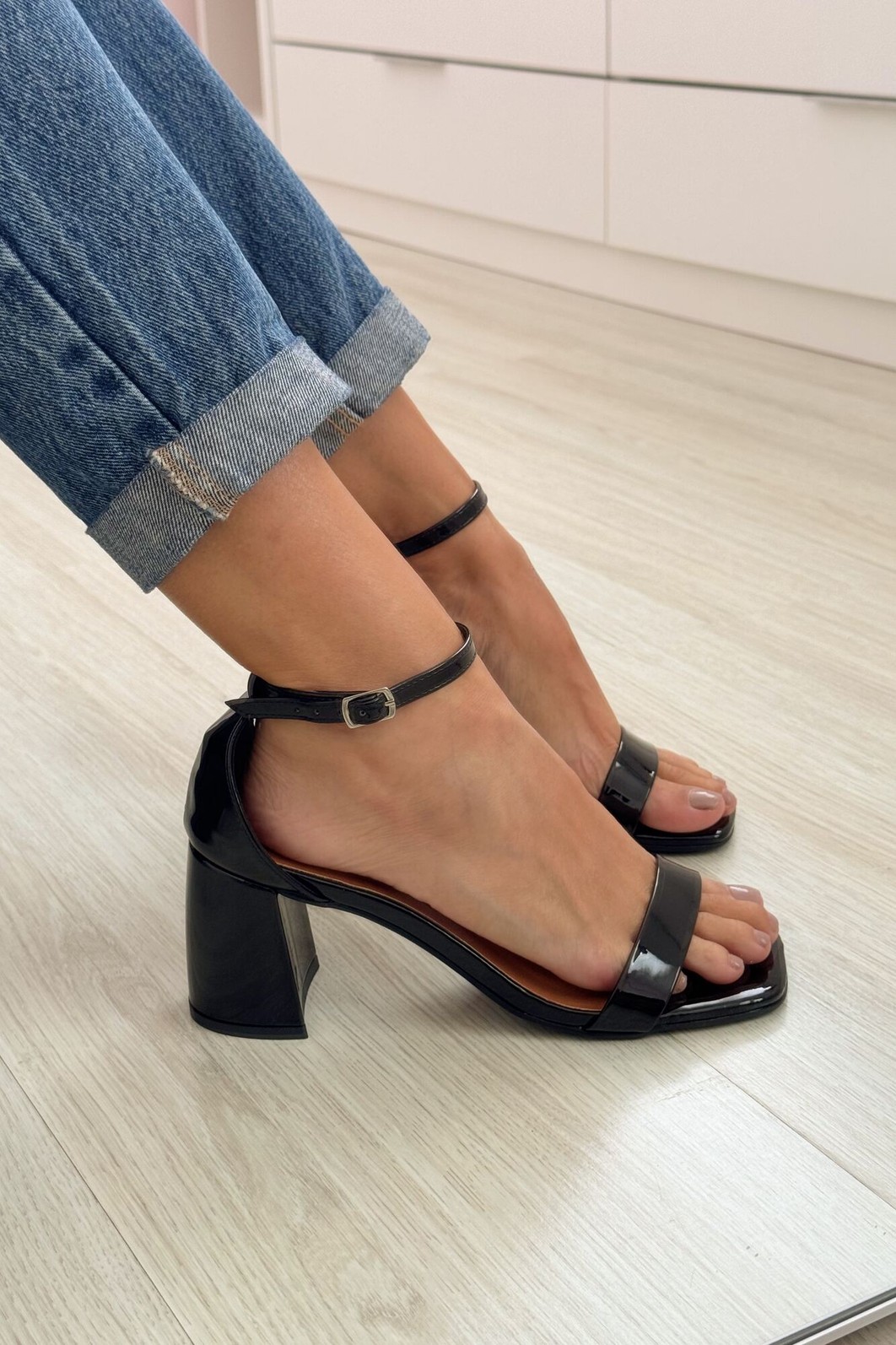 Sandália Mirela Preta Sandália Mirela Preta