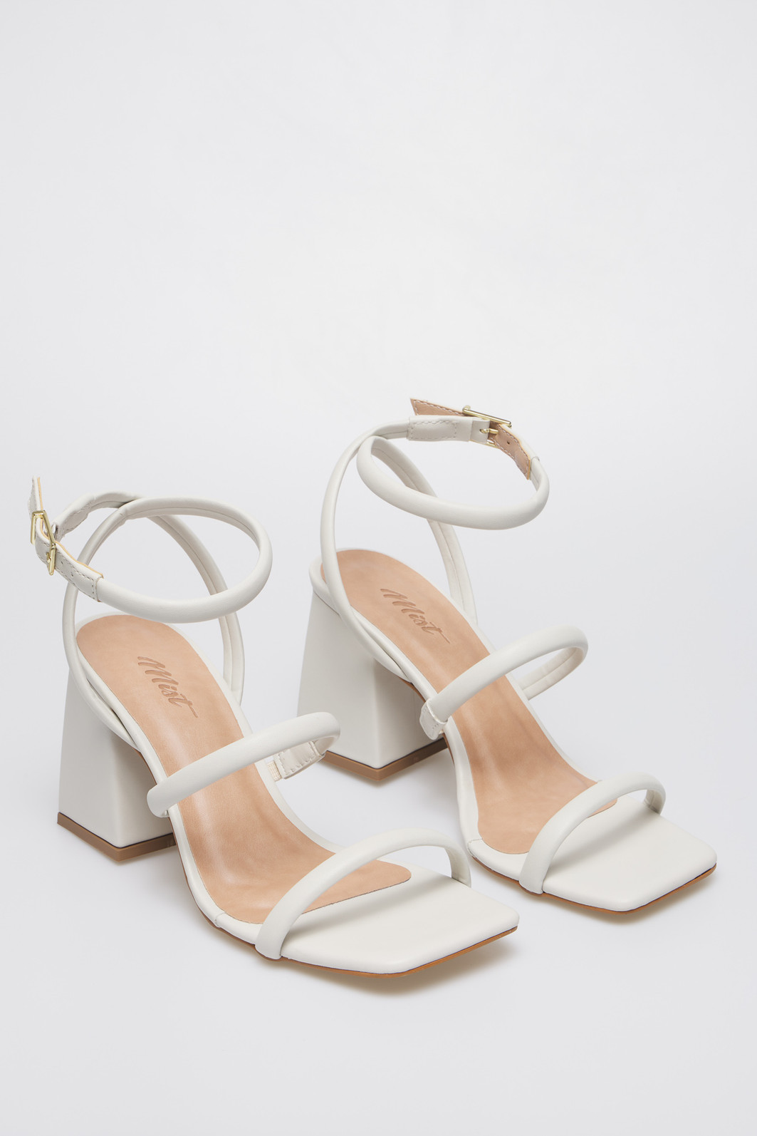 Sandália Tay Off-White Sandália Tay Off-White