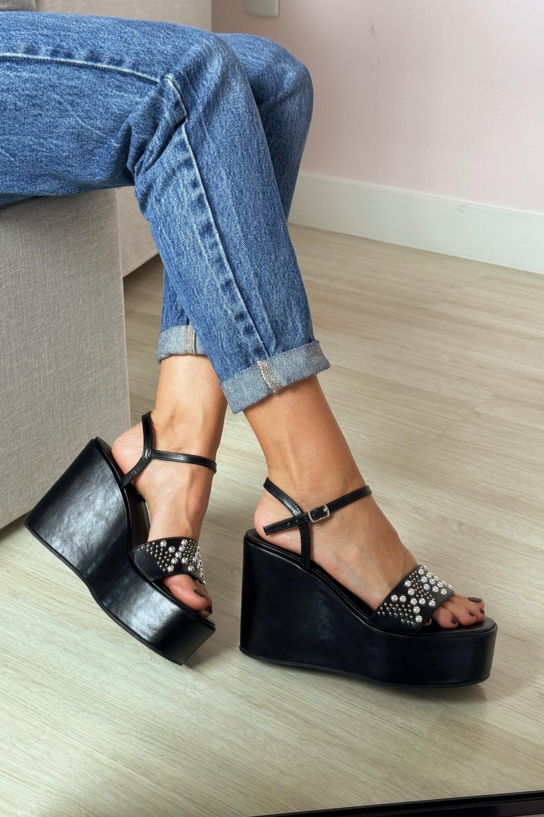 Sandália Luciana Preta Sandália Luciana Preta