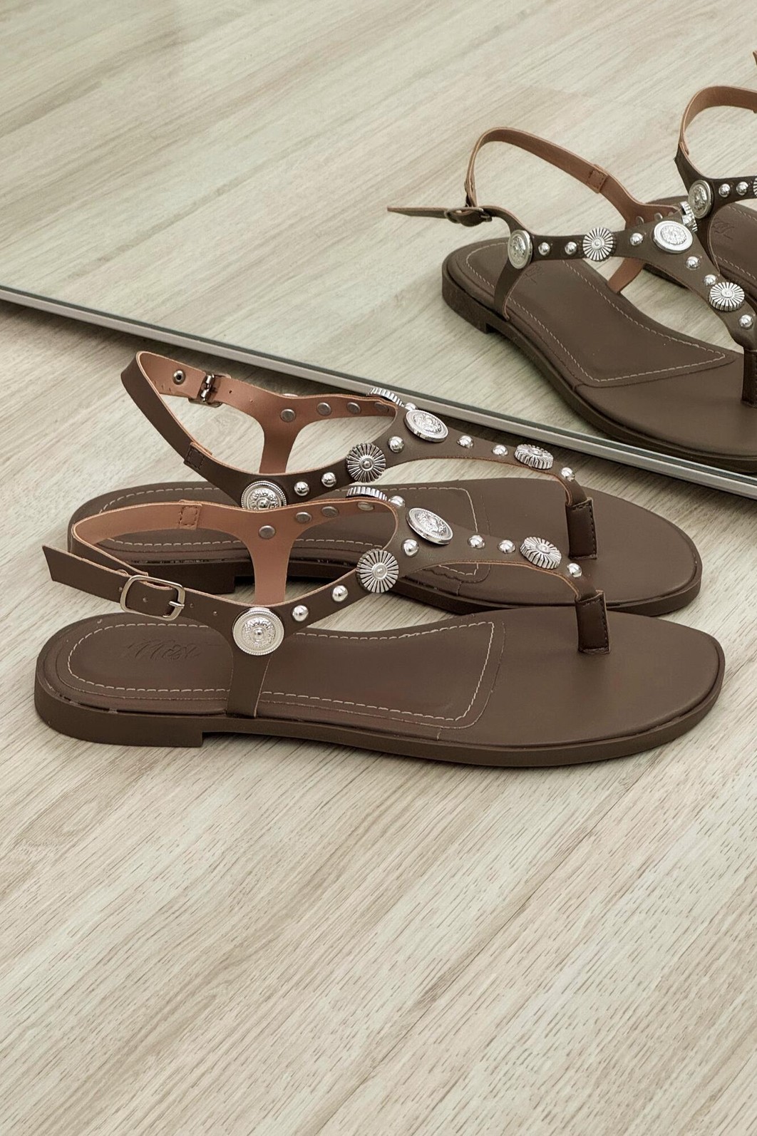 Sandália Maia Gray Sandália Maia Gray