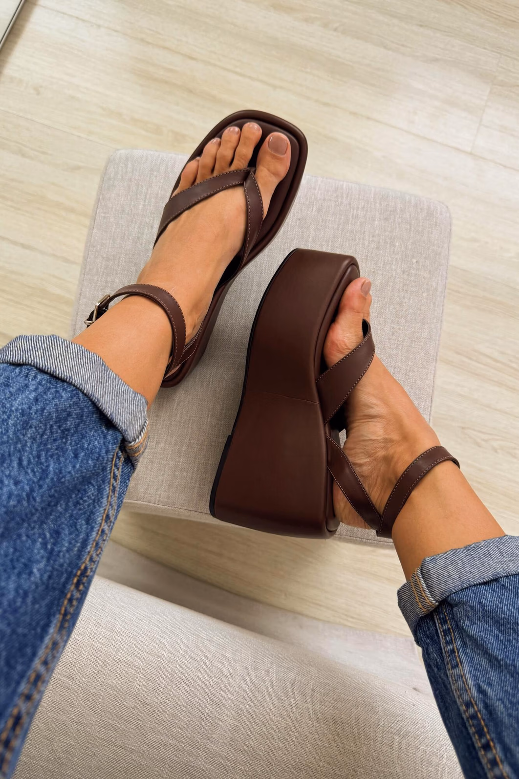 Sandália Lola Marrom Sandália Lola Marrom