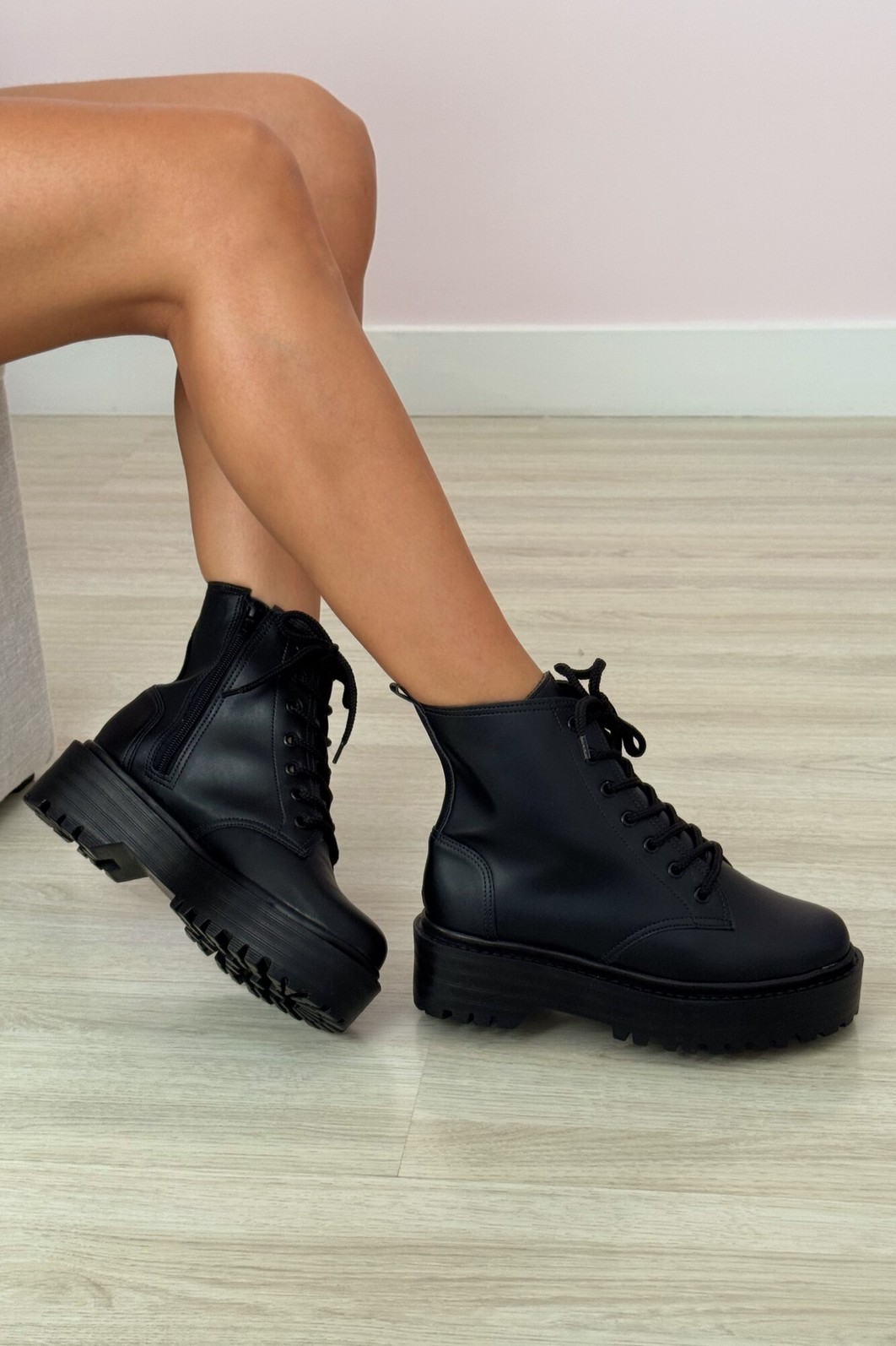 Bota Cindy Preto Bota Cindy Preto