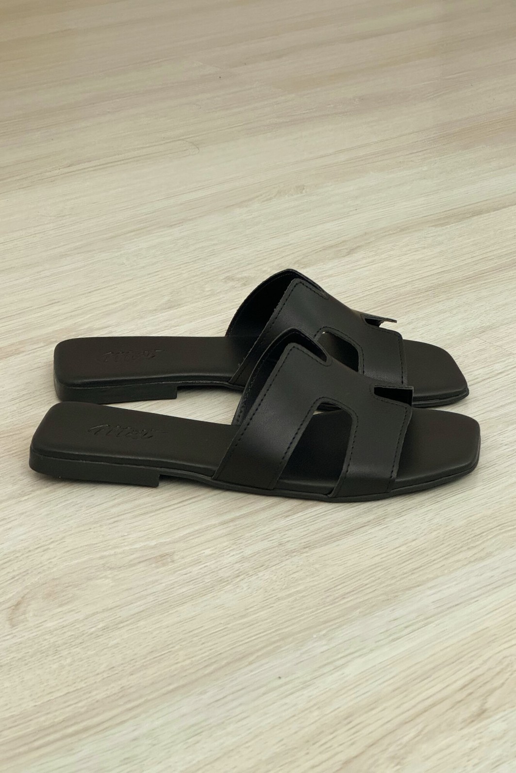Flat Gigi Preto Flat Gigi Preto
