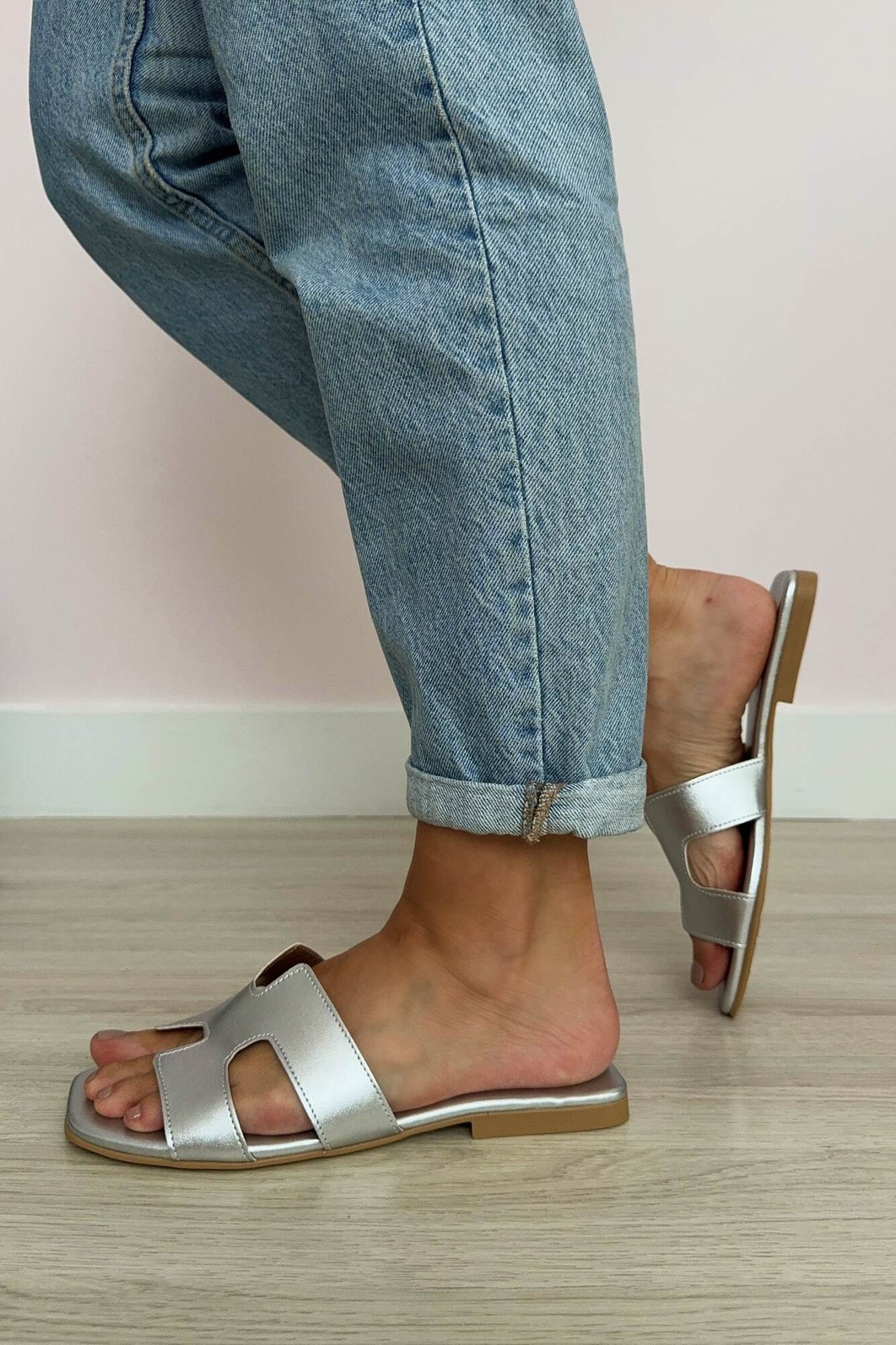 Flat Gigi Silver Flat Gigi Silver