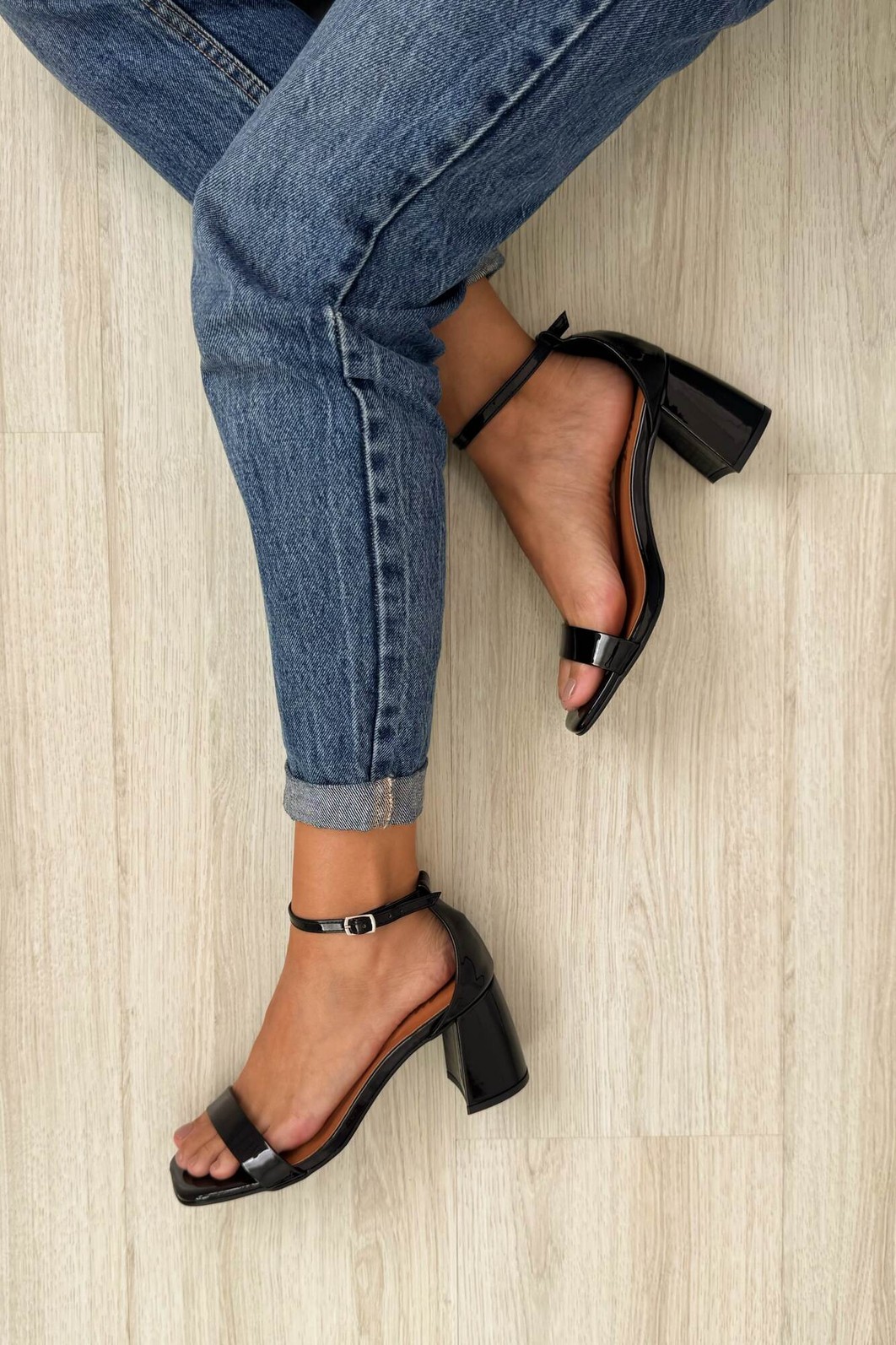 Sandália Mirela Preta Sandália Mirela Preta