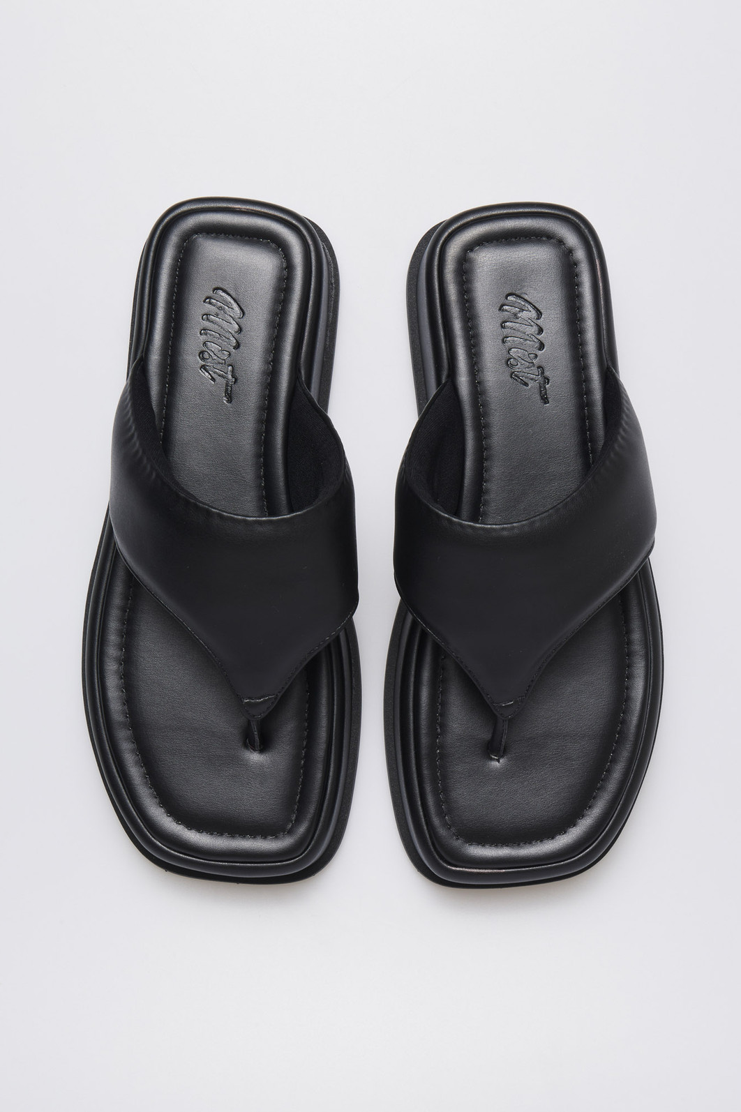 Flat Lívia Preto Flat Lívia Preto