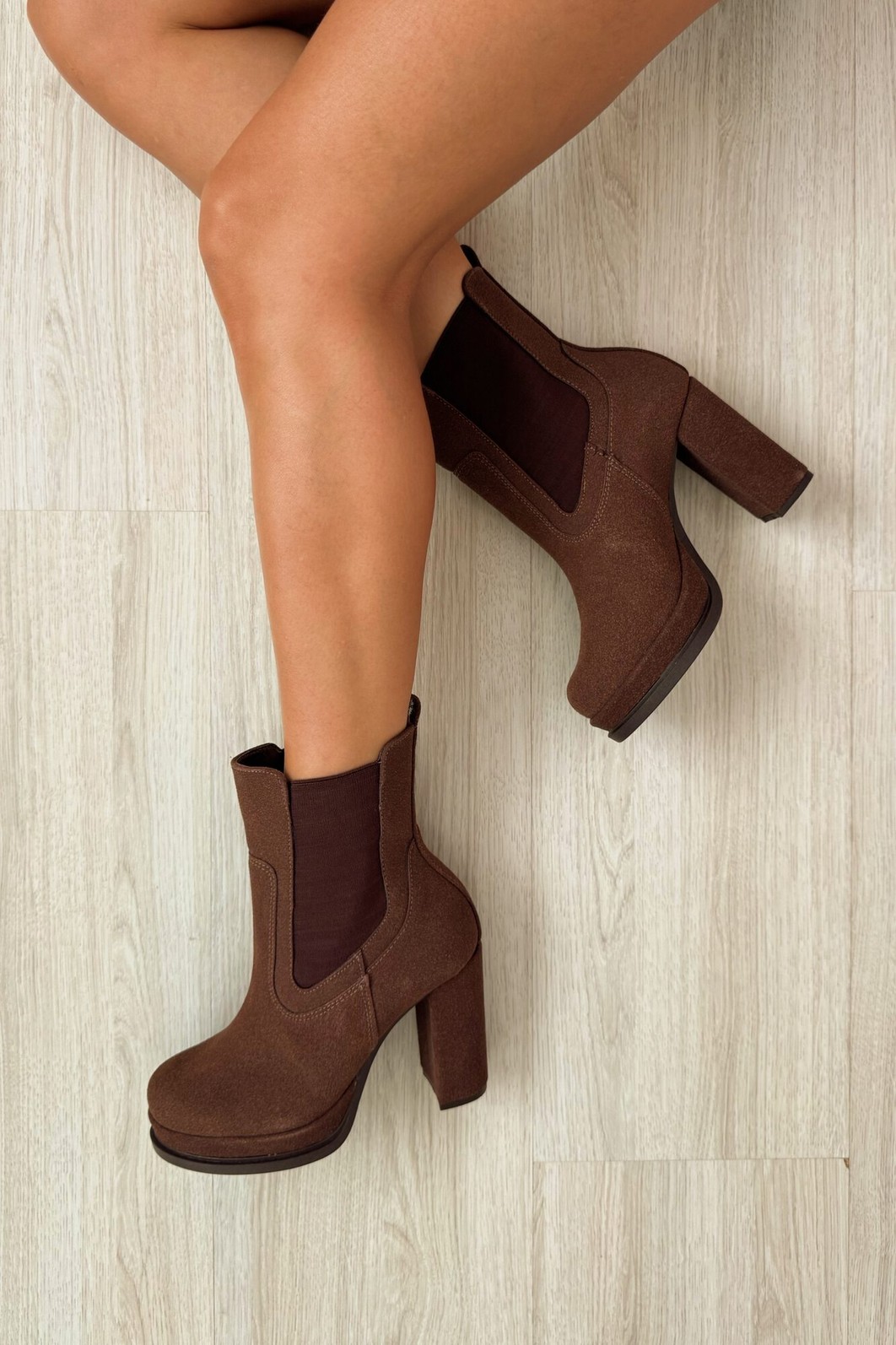 Bota Babi Marrom Bota Babi Marrom