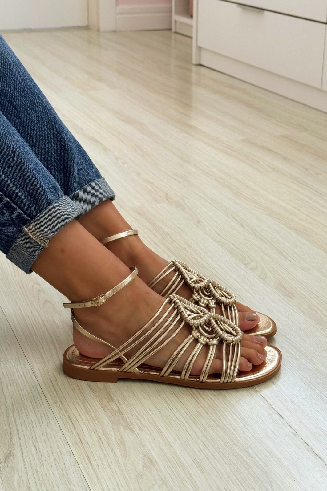 Sandália Liz Dourado Sandália Liz Dourado