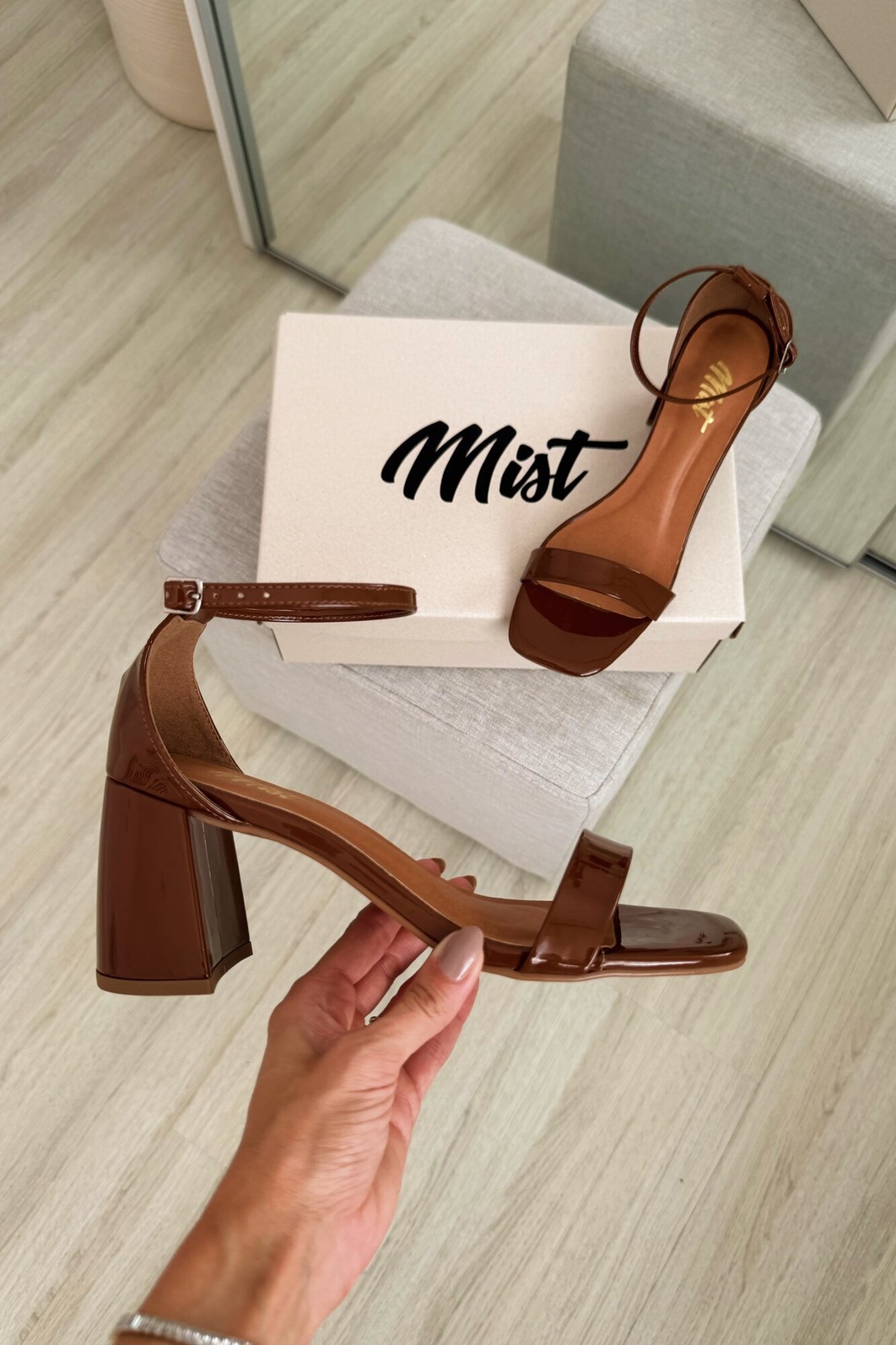 Sandália Mirela Café Sandália Mirela Café