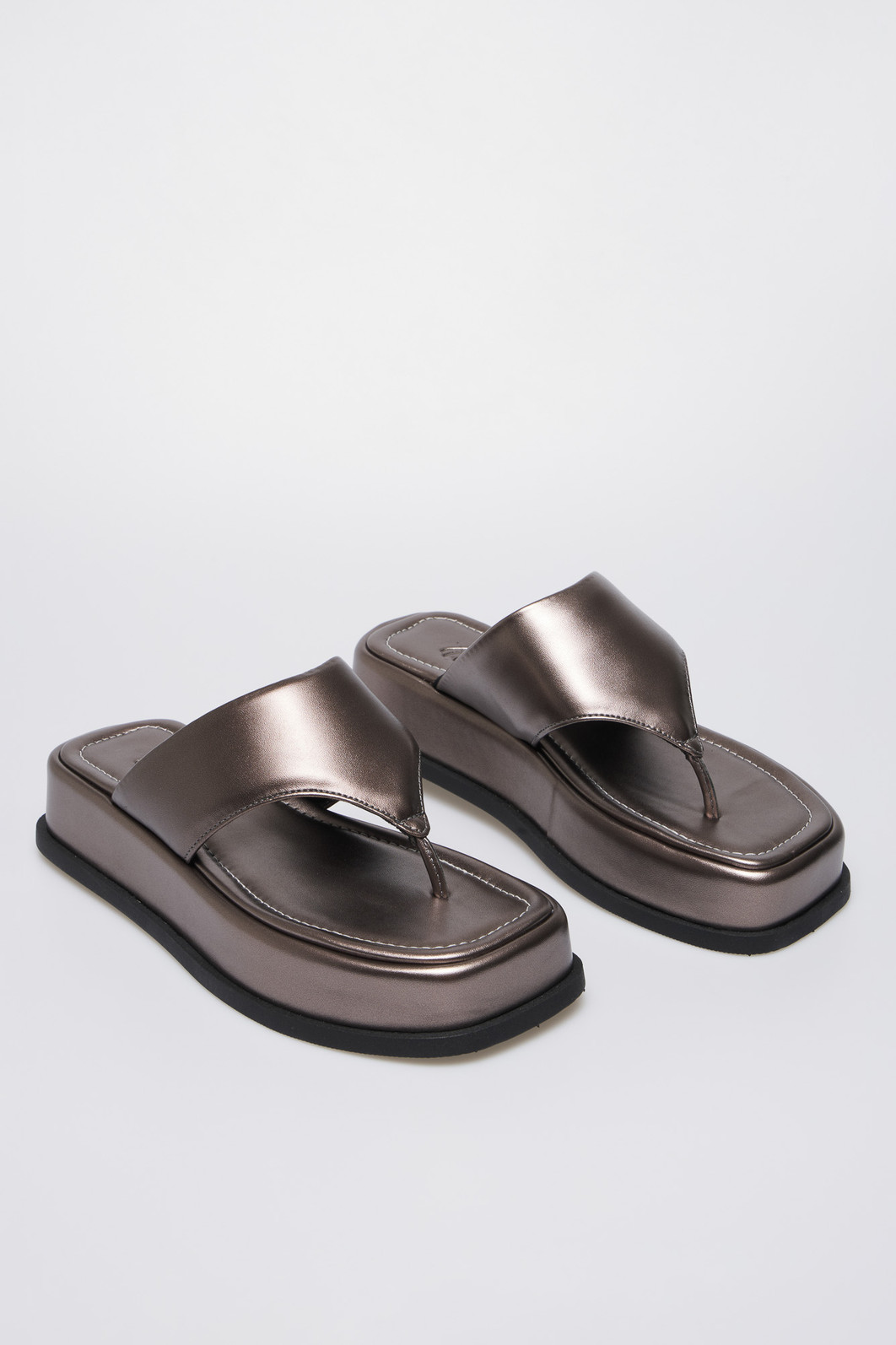 Flat Lívia Ônix Flat Lívia Ônix