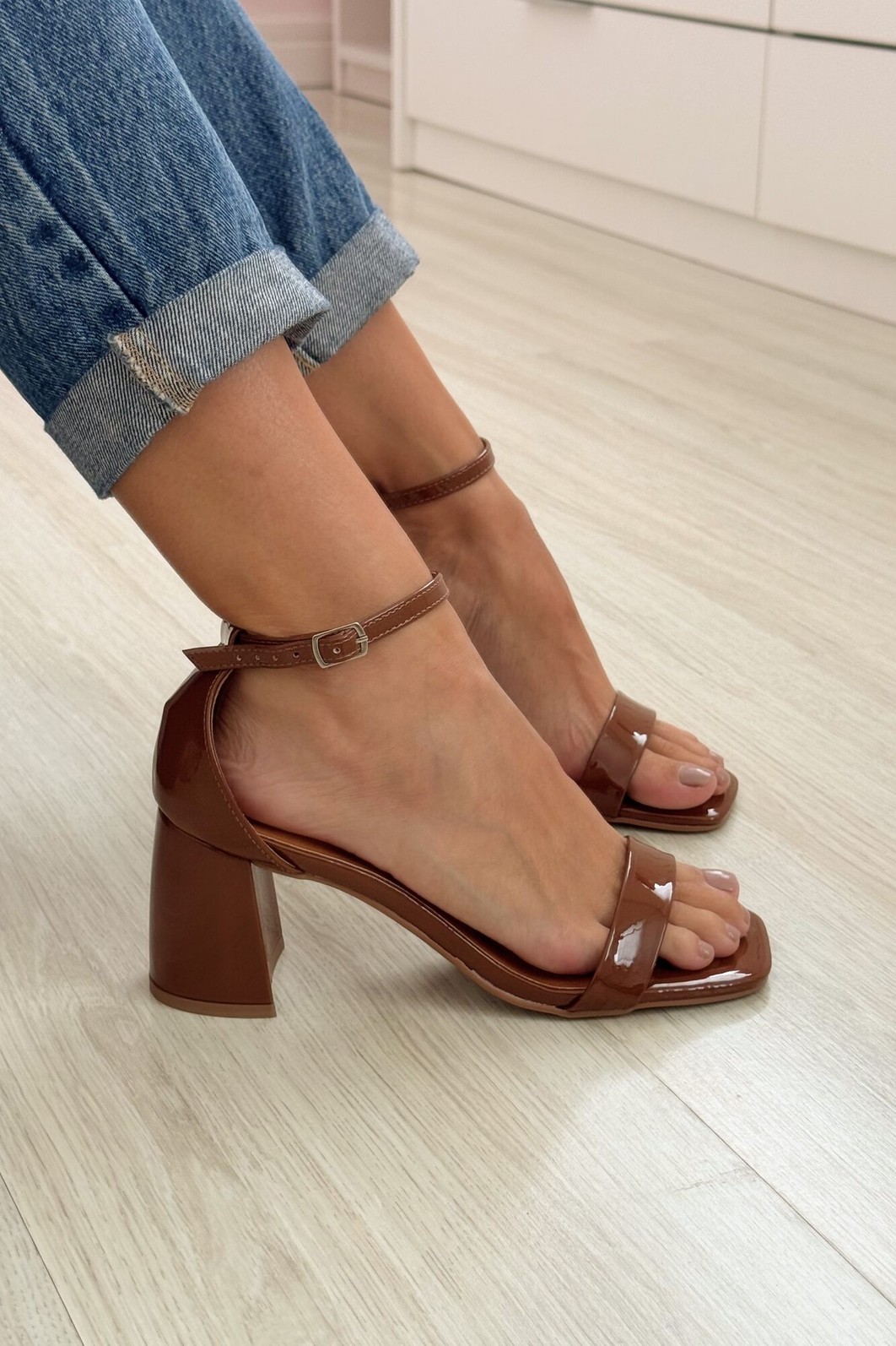 Sandália Mirela Café Sandália Mirela Café